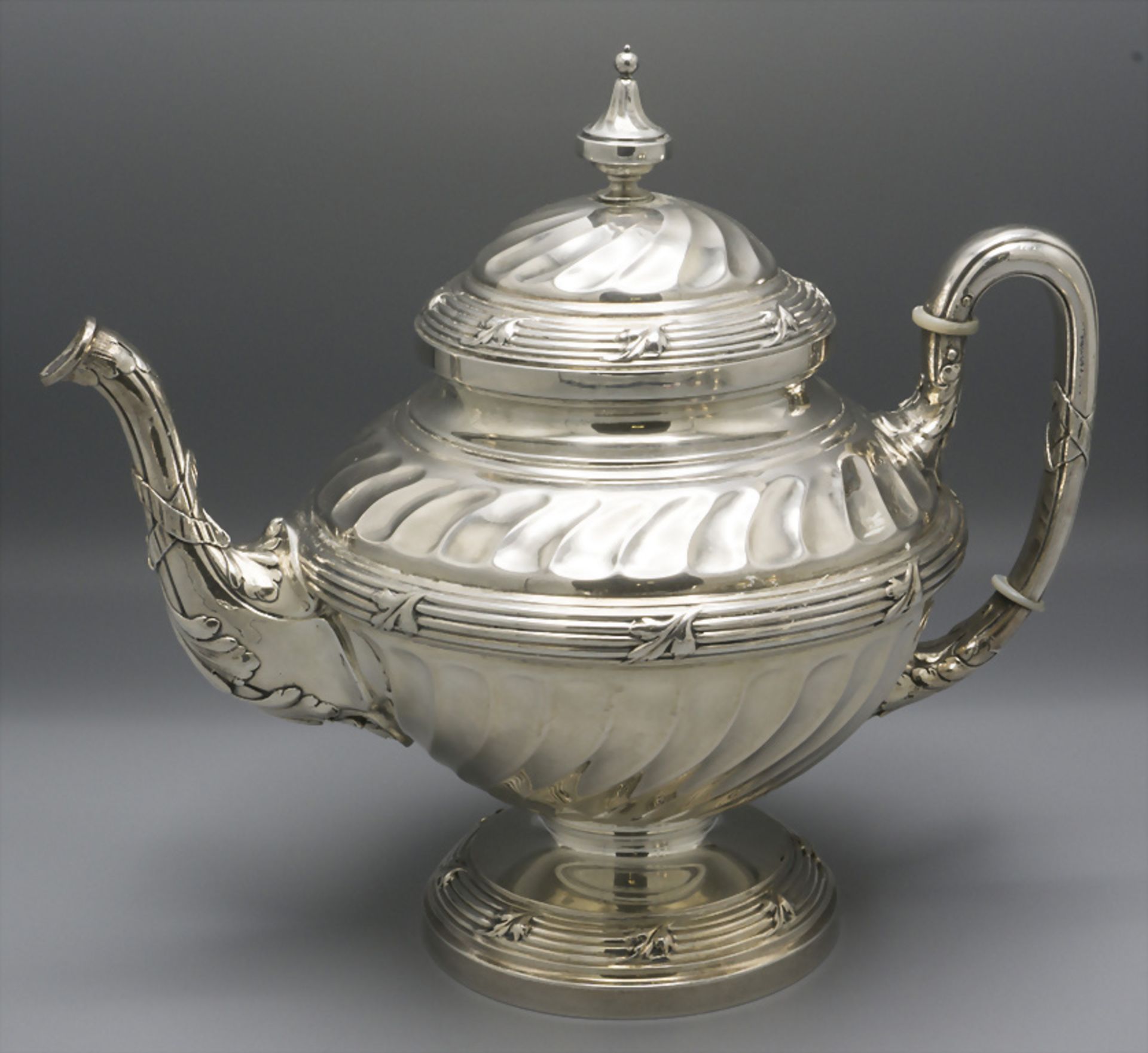 3-teiliger Teekern / A 3-part silver tea set, Koch & Bergfeld, Bremen, um 1920 - Image 2 of 10