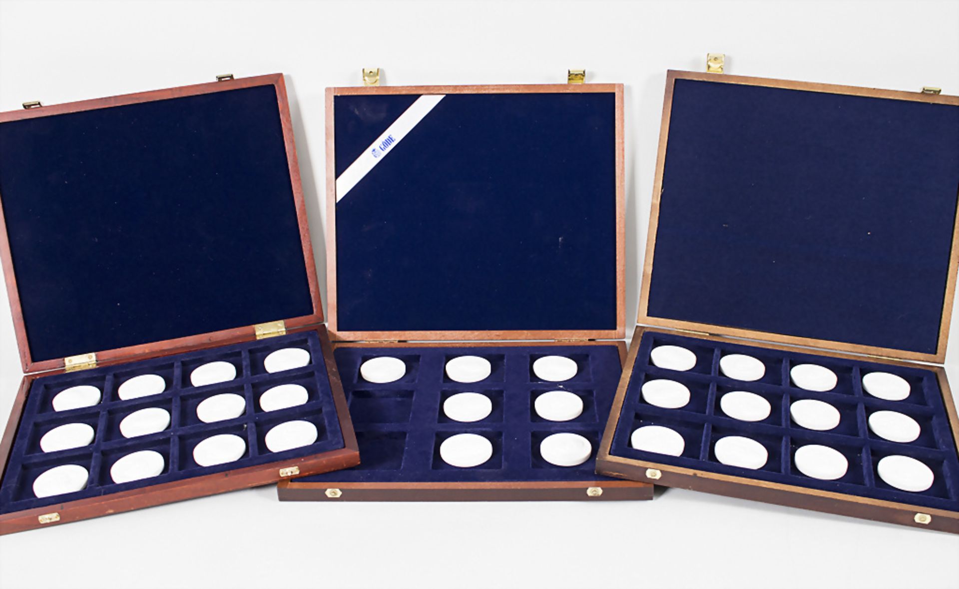 Konvolut aus 31 Medaillen '150 Jahre Orden, pour le merite' / A collection of 31 medals '150 ...