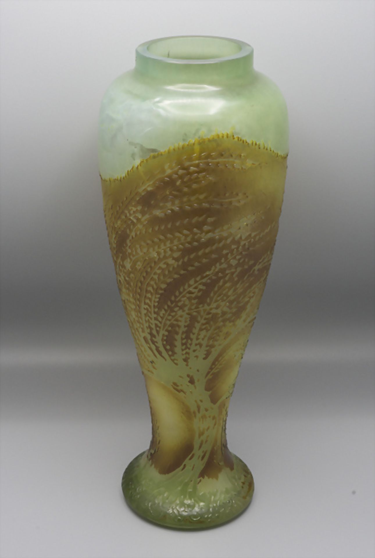 Jugendstil Ziervase / An Art Nouveau decorative glass vase, Larial, Frankreich, um 1915 - Bild 2 aus 5