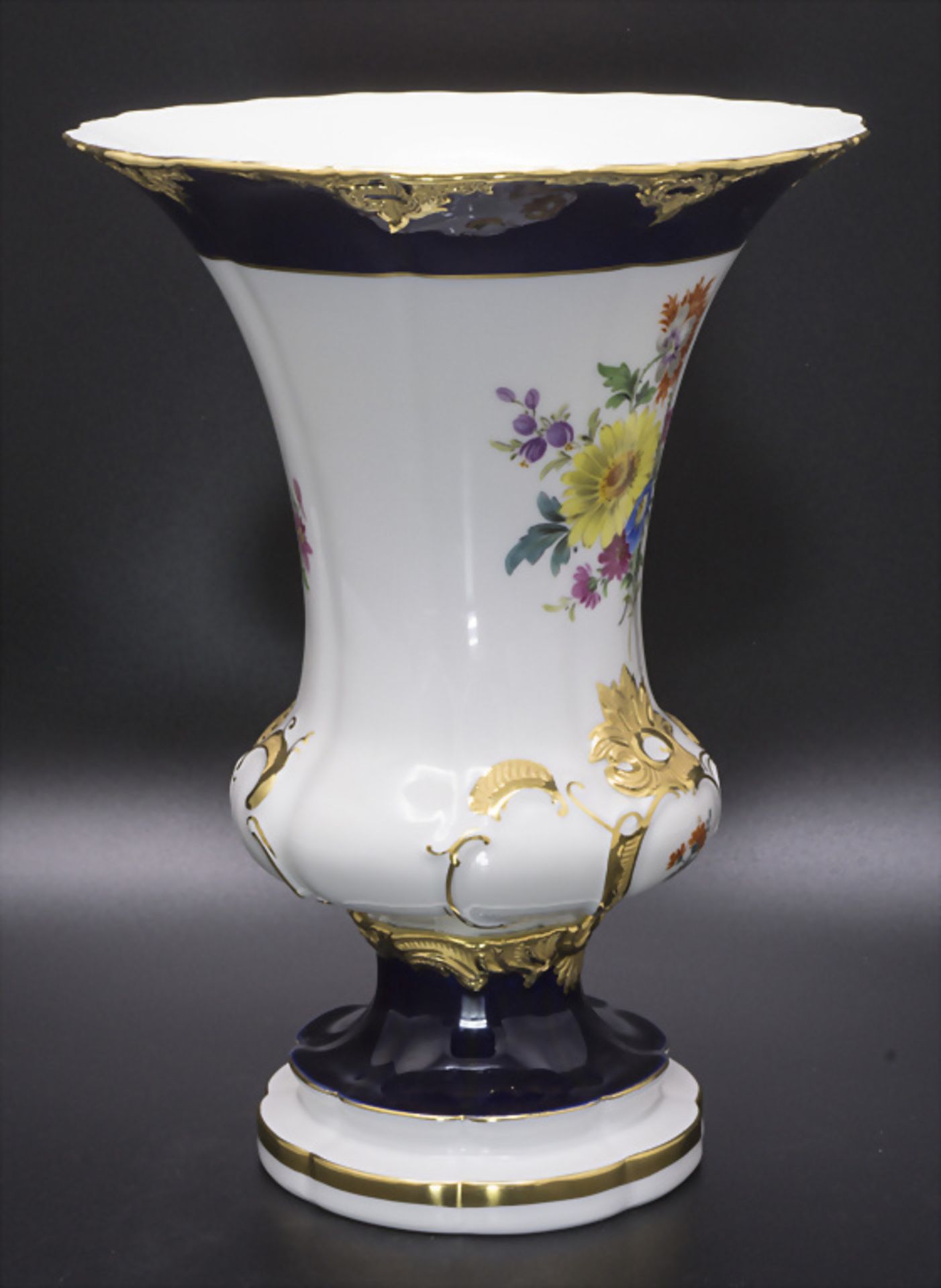 Kratervase / A crater vase, Meissen, 20. Jh. - Bild 5 aus 7