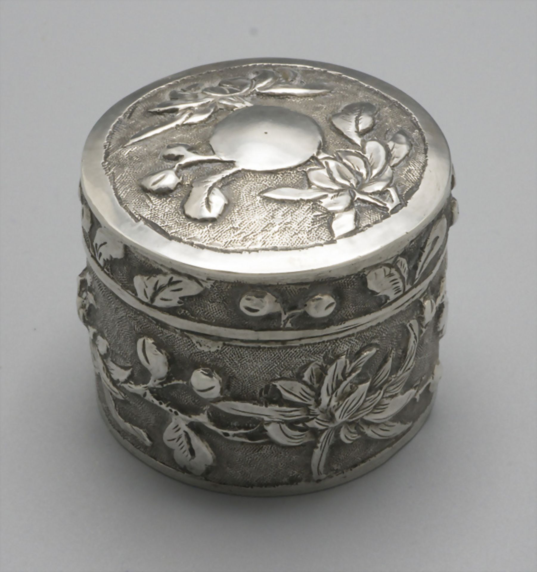 Kleine Dose / A small silver box, China, um 1900