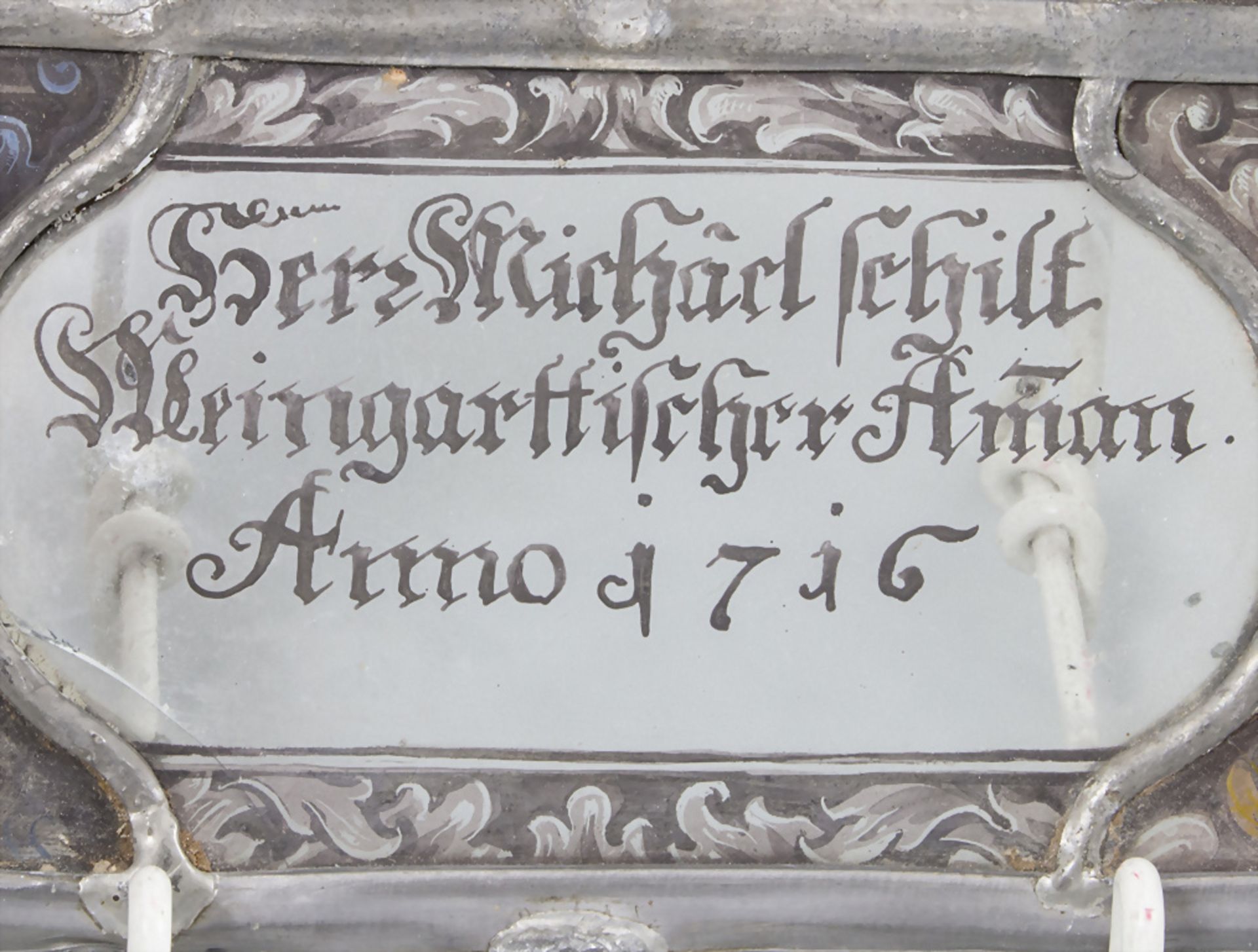 Bleiverglasung 'Herr Michael Schilt Weingarttischer Amman' / A lead glazing, deutsch, 1716 - Image 2 of 3
