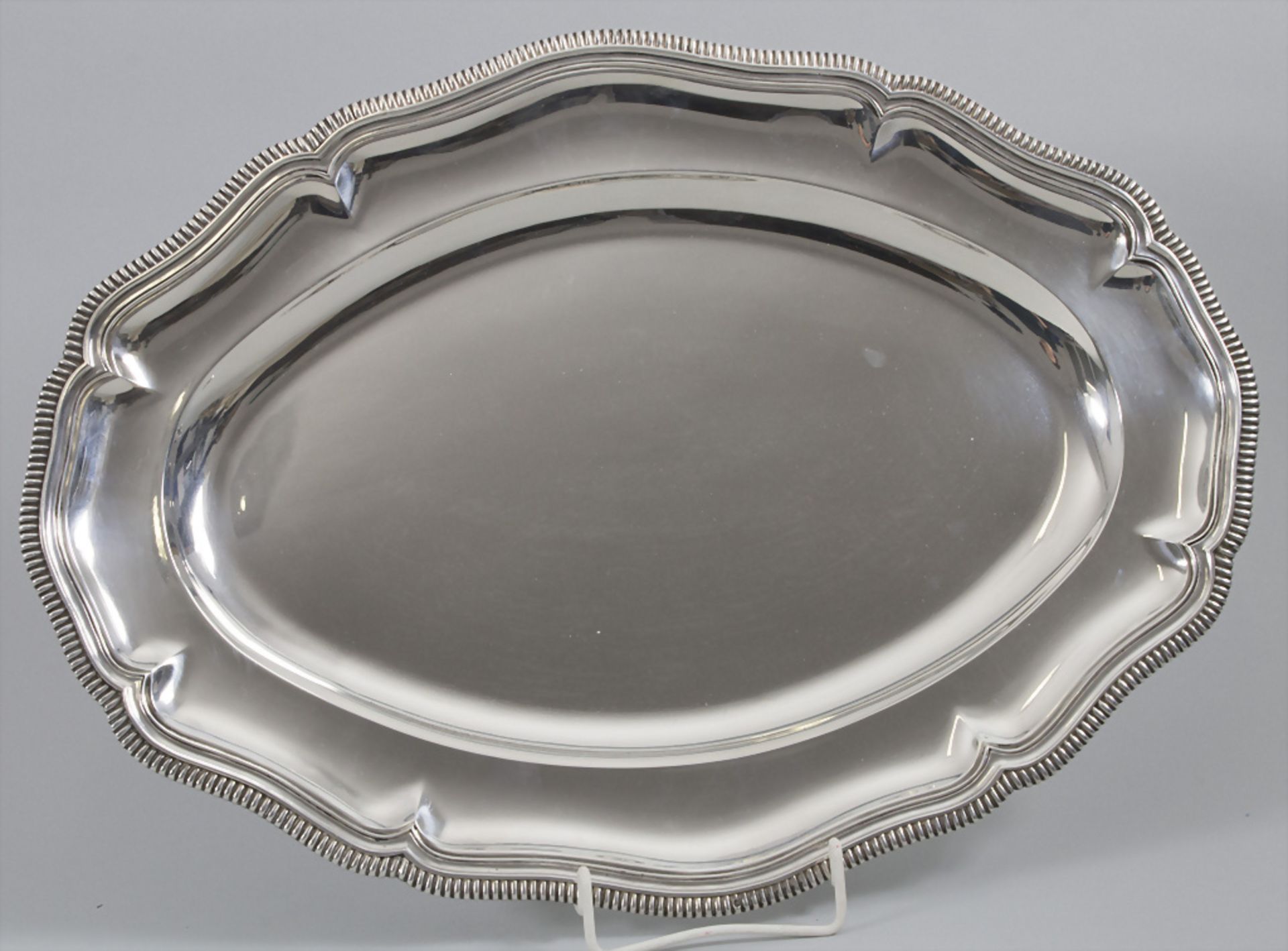 Ovale Platte / An oval silver plate, Boin-Taburet, Paris, um 1925