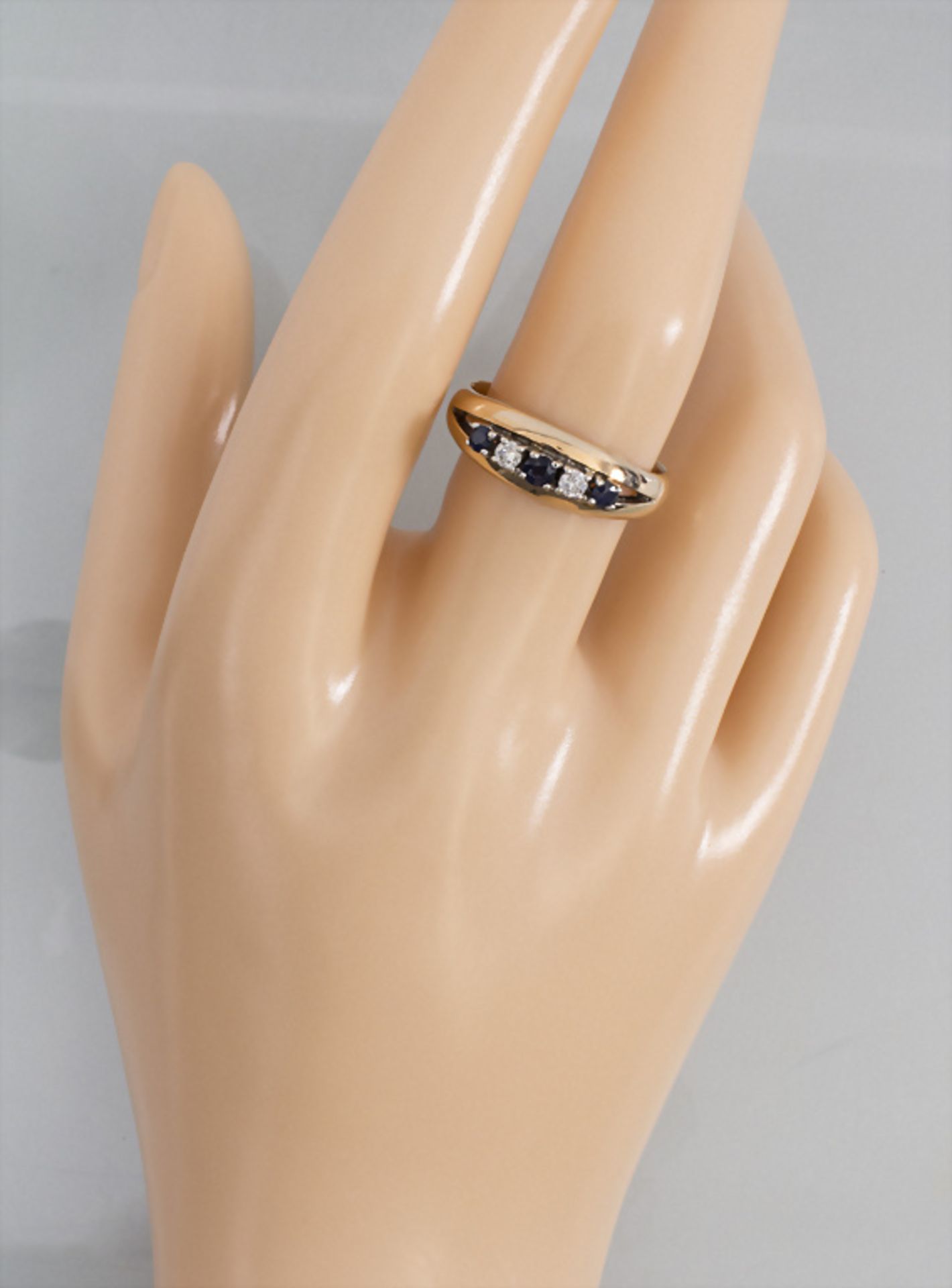 Damenring mit Diamant und Saphir / A ladies 14k gold ring with diamonds and sapphires - Bild 4 aus 4