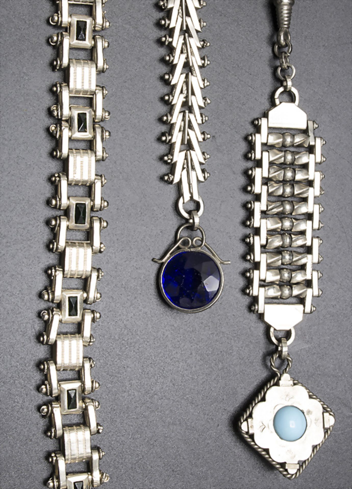 Drei Taschenuhrenketten / 3 pocket watch chains, 20. Jh. - Image 2 of 2