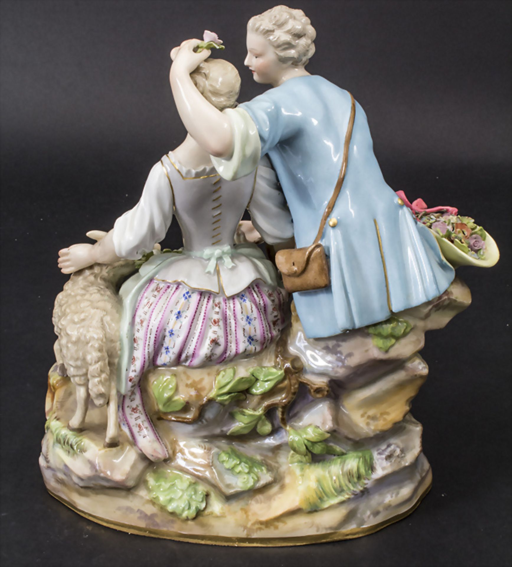 Schäfergruppe / A figural group with a shepherd and a shepherdess, Meissen, 19. Jh. - Image 4 of 10