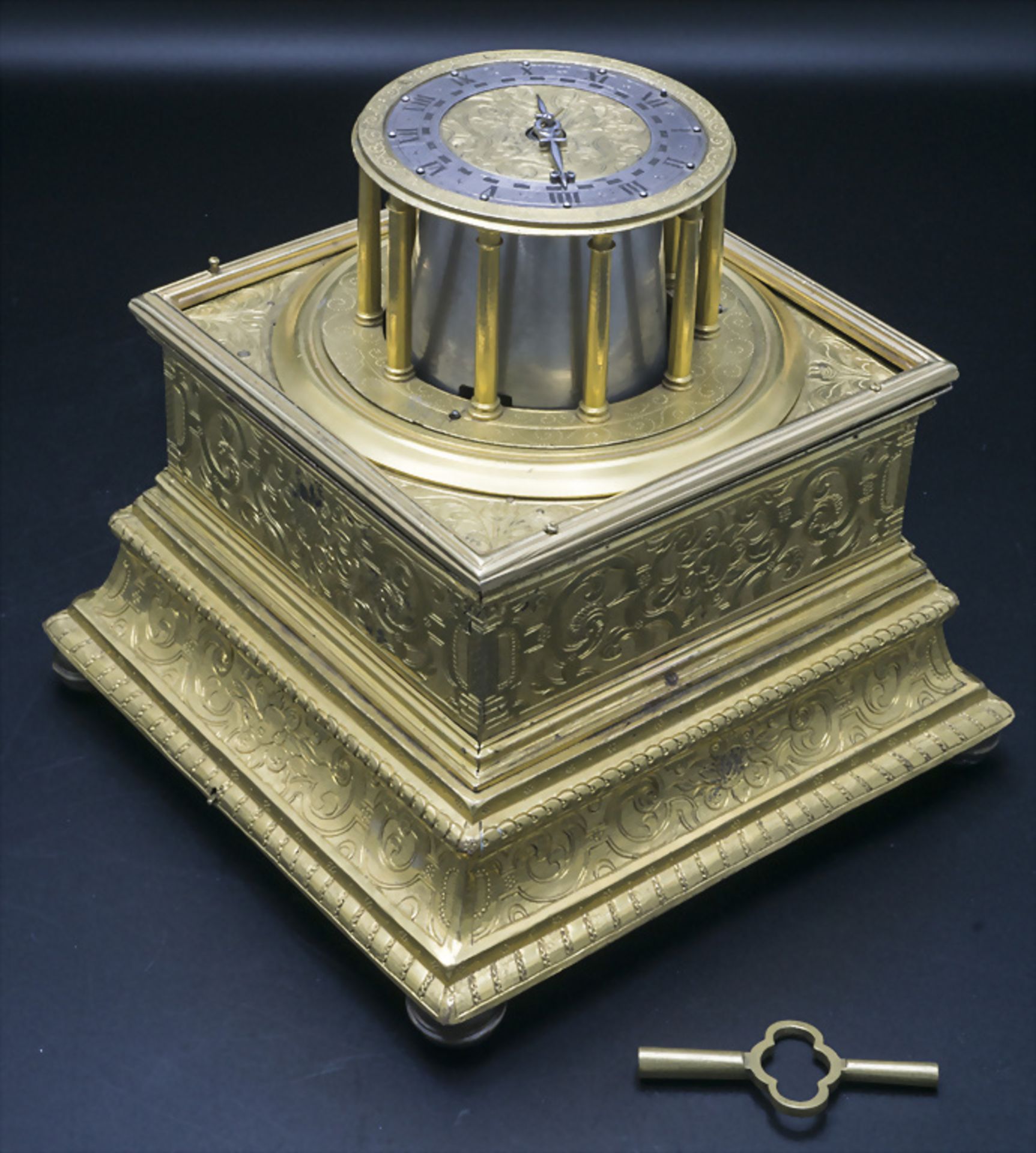 Tischuhr / A table clock, süddeutsch, um 1620 - Bild 2 aus 17