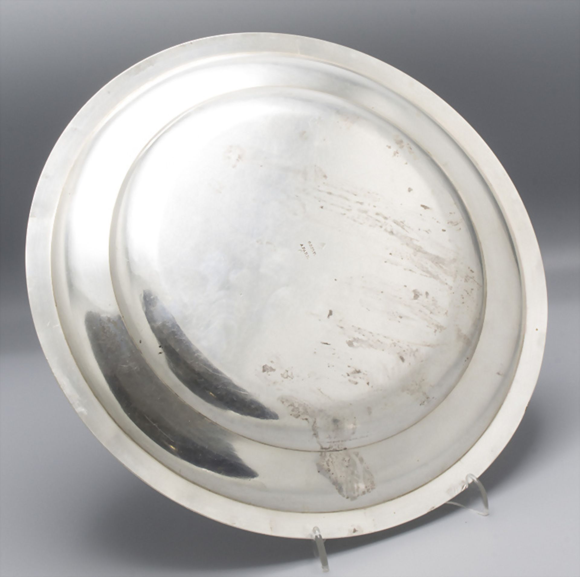 12 Silberteller / 12 assiettes en argent massif / A set of 12 silver plates, Odiot, Paris, um 1870 - Image 13 of 29