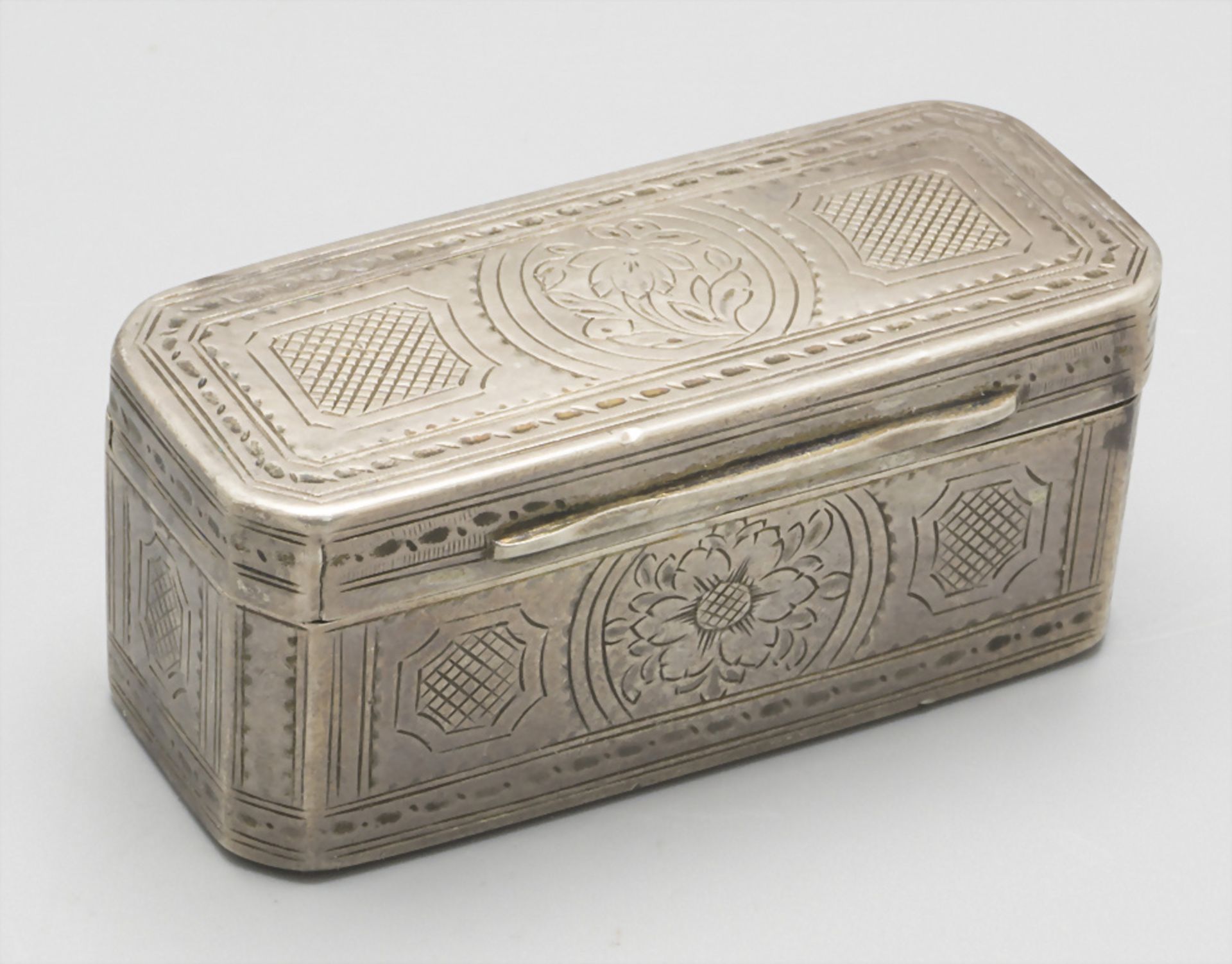 Tabatiere / Schnupftabakdose / A silver snuff box, Schwäbisch Gmünd, um 1780