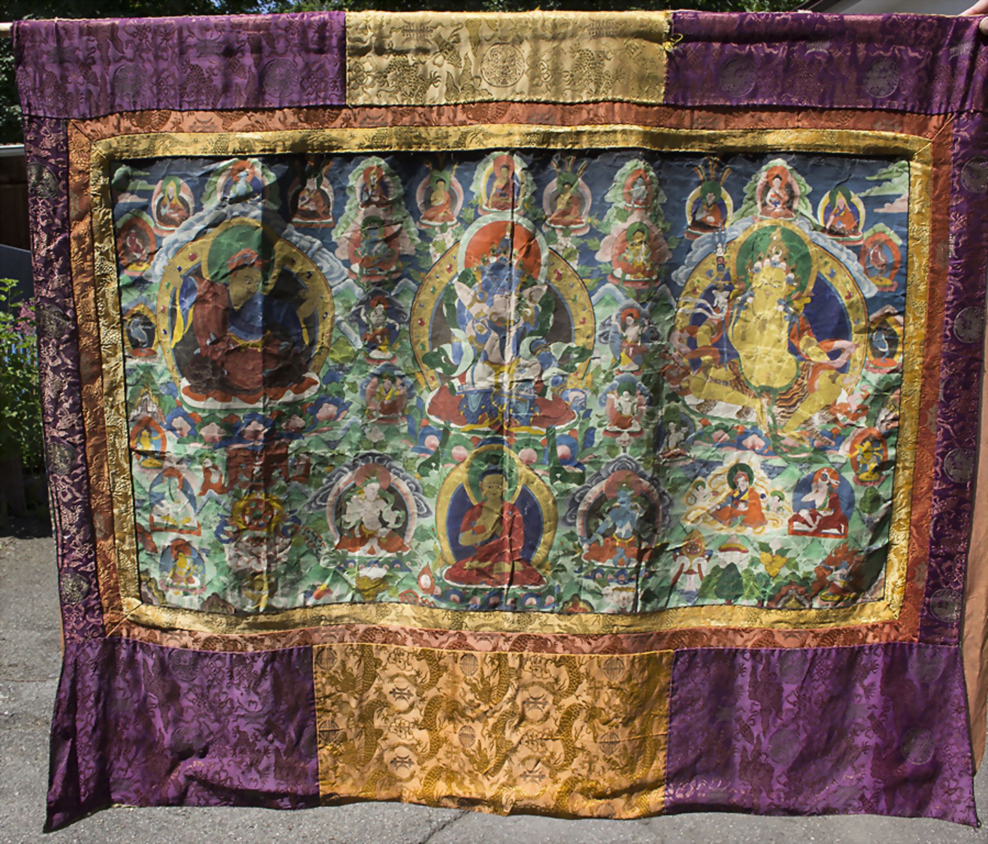 Thangka mit Götterversammlung / A Thangka with assembly of the gods, Tibet, 19./20. Jh.