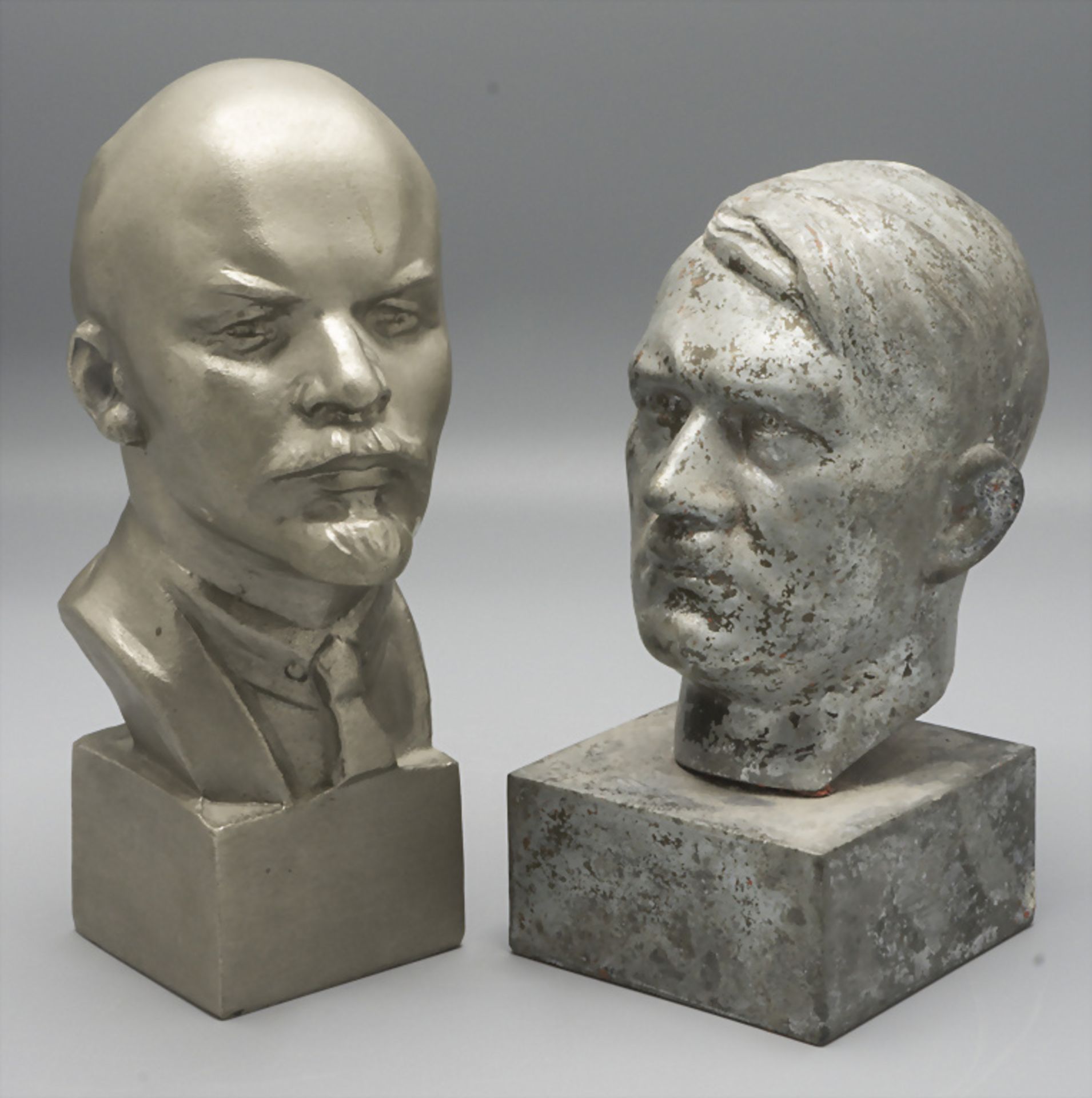 Zwei Figuren, Lenin und Hitler / Two figures, Lenin and Hitler, 20. Jh.