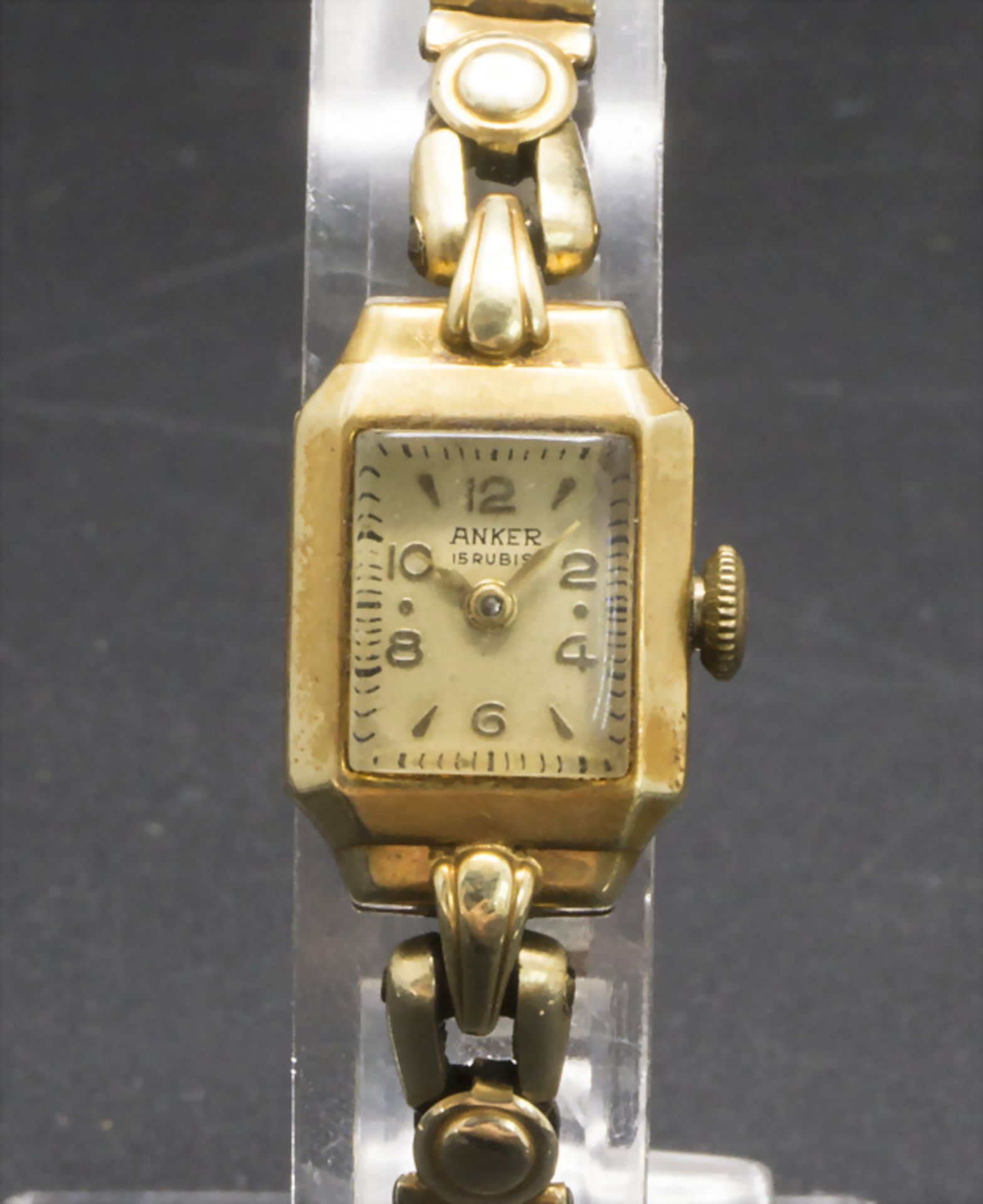 Damenarmbanduhr in Gold / A ladies wristwatch in 14k gold, ANKER, um 1950