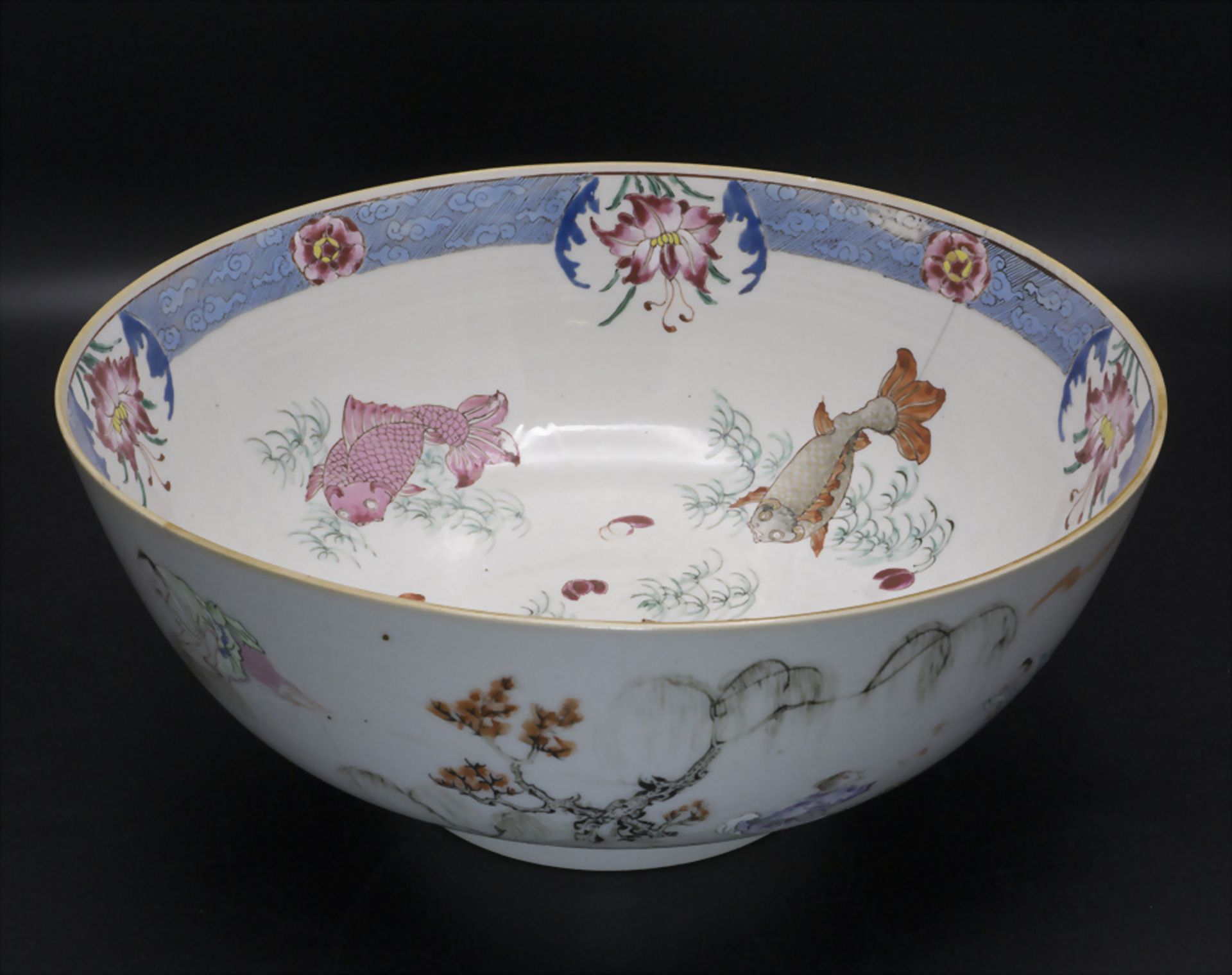 Große Porzellan-Kumme / A bowl, China, Qing Dynastie (1644-1911), wohl Qianlong-Periode (1736-1795)