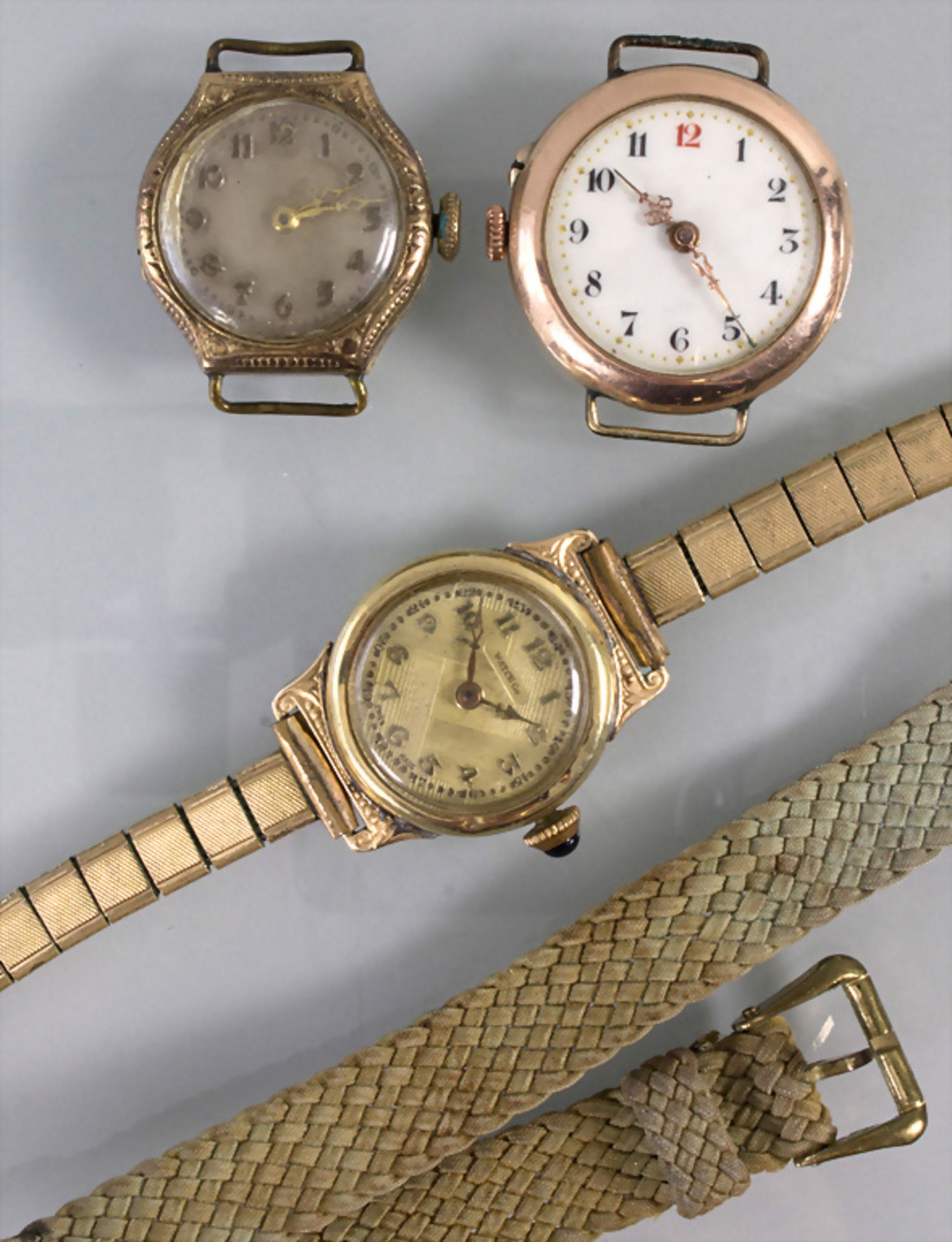 3 Damenarmbanduhren in Gold / 3 ladies wristwatches in gold