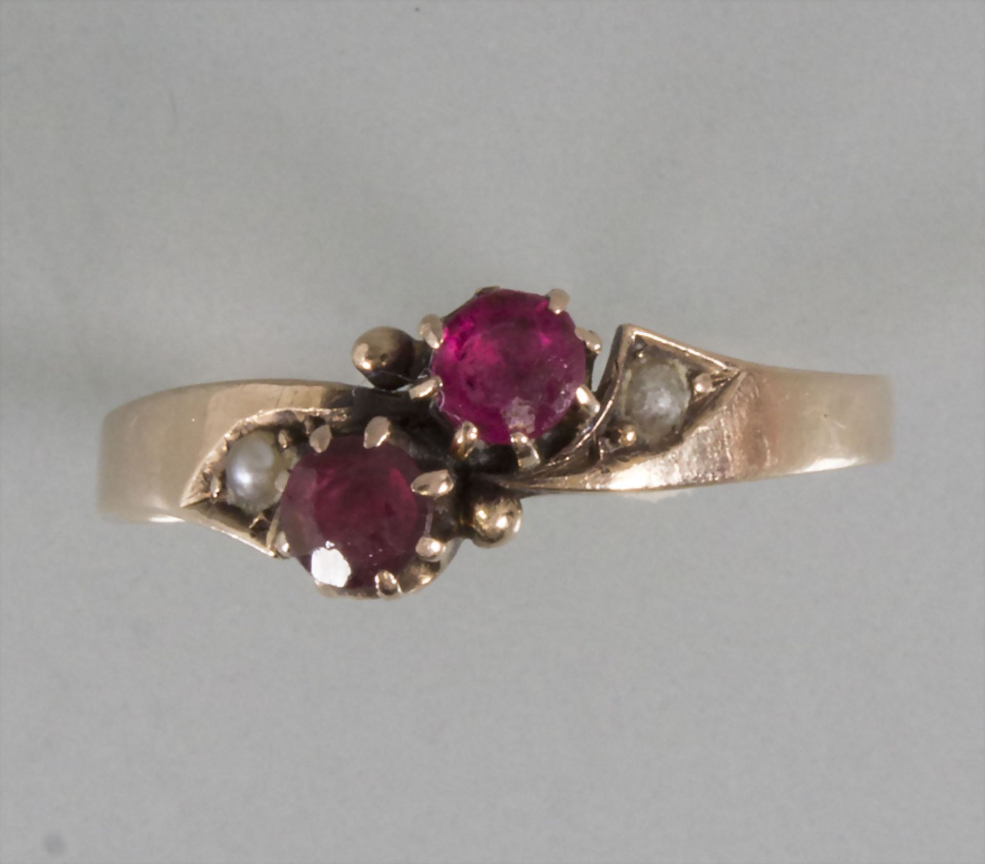 Damenring mit Rubinen / A 14k ladies gold ring with rubys