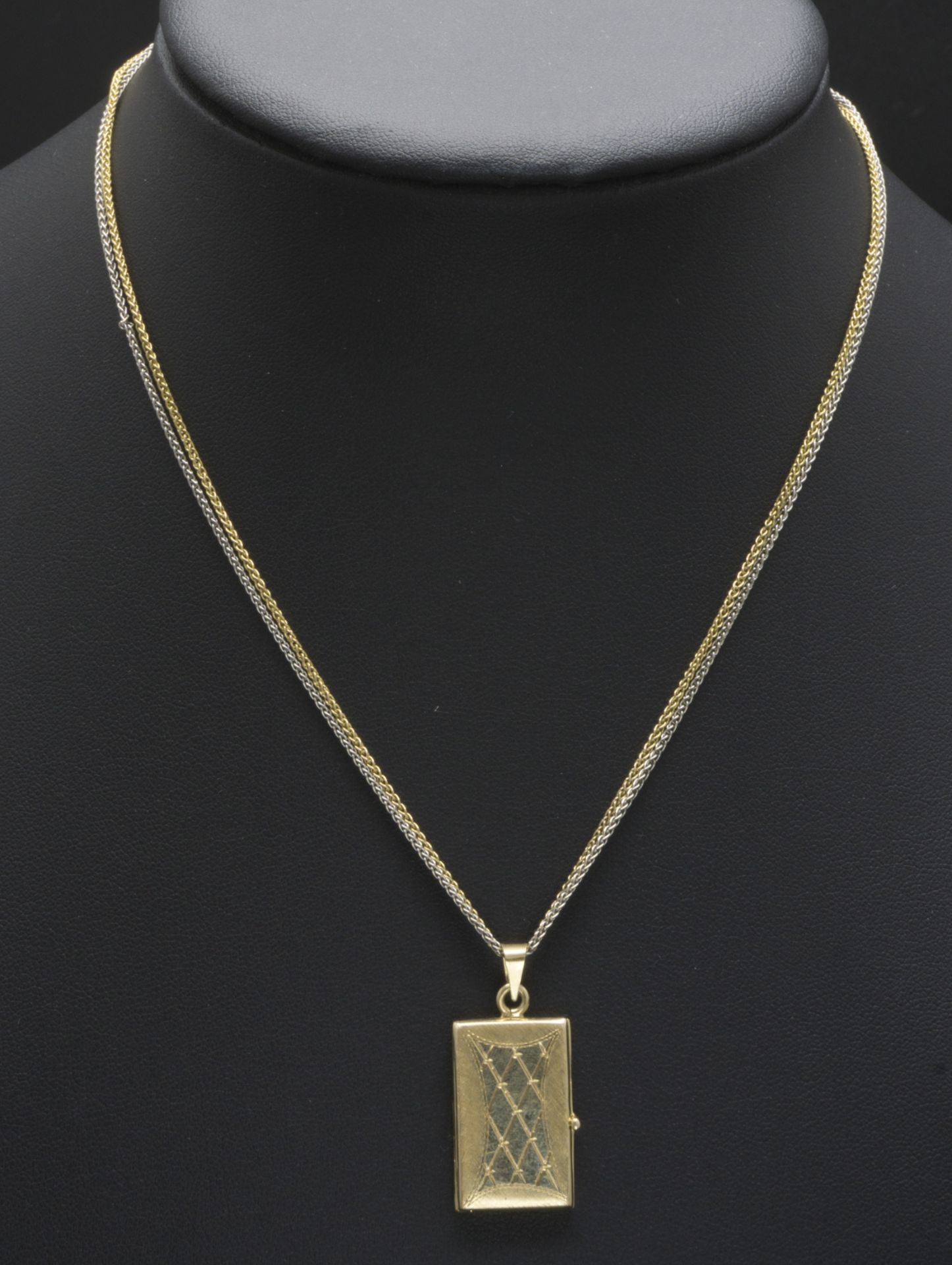 Collier mit Anhänger / An 14k gold necklace with pendant