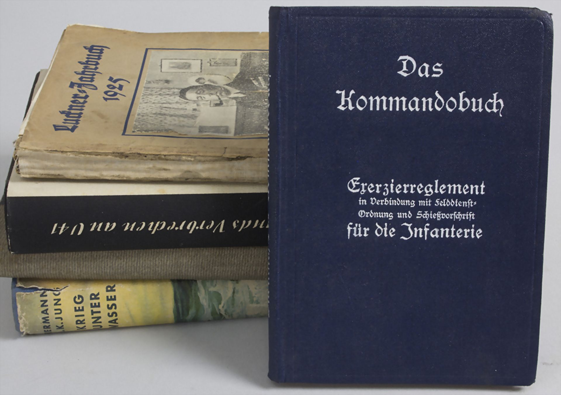 Konvolut: Diverse Kriegsliteratur / Various war literature, ab 1869-1940