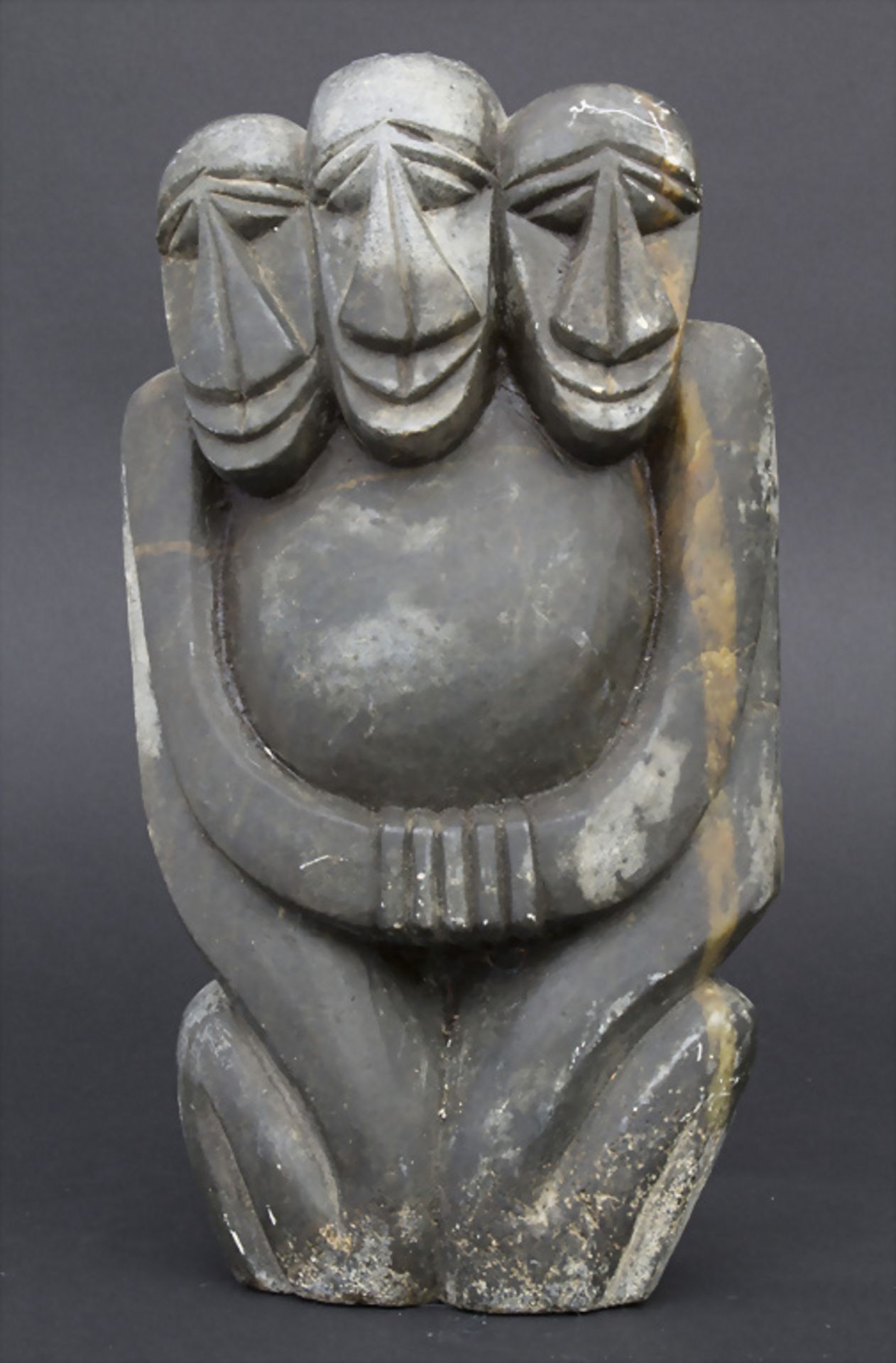 Phinehs (20. Jh.), 'Dreiköpfige Figur' / 'A three-headed figure'