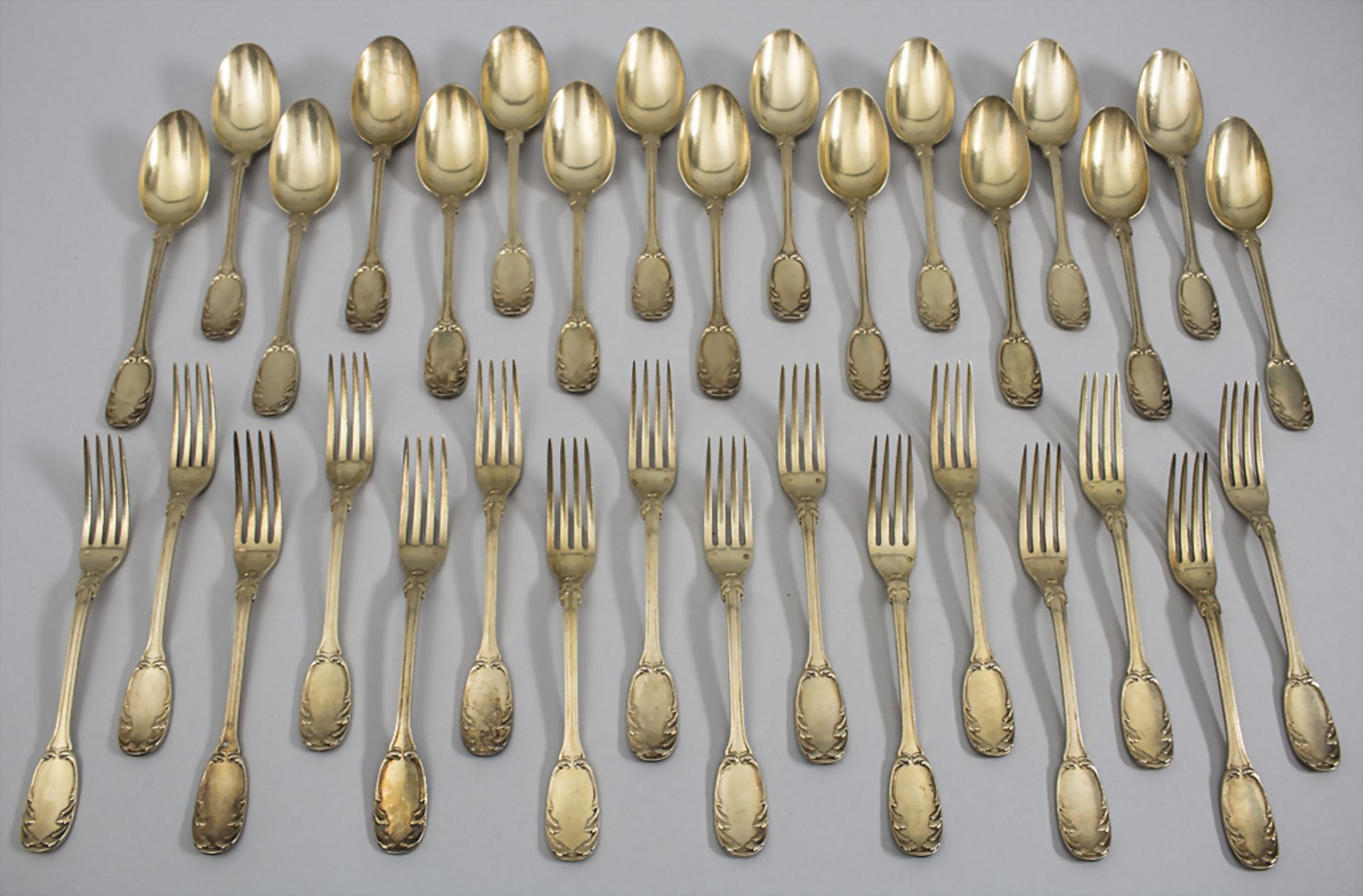 Jugendstil Silberbesteck für 16 Personen / 32 pieces of silver cutlery, Robert Linzeler, ...
