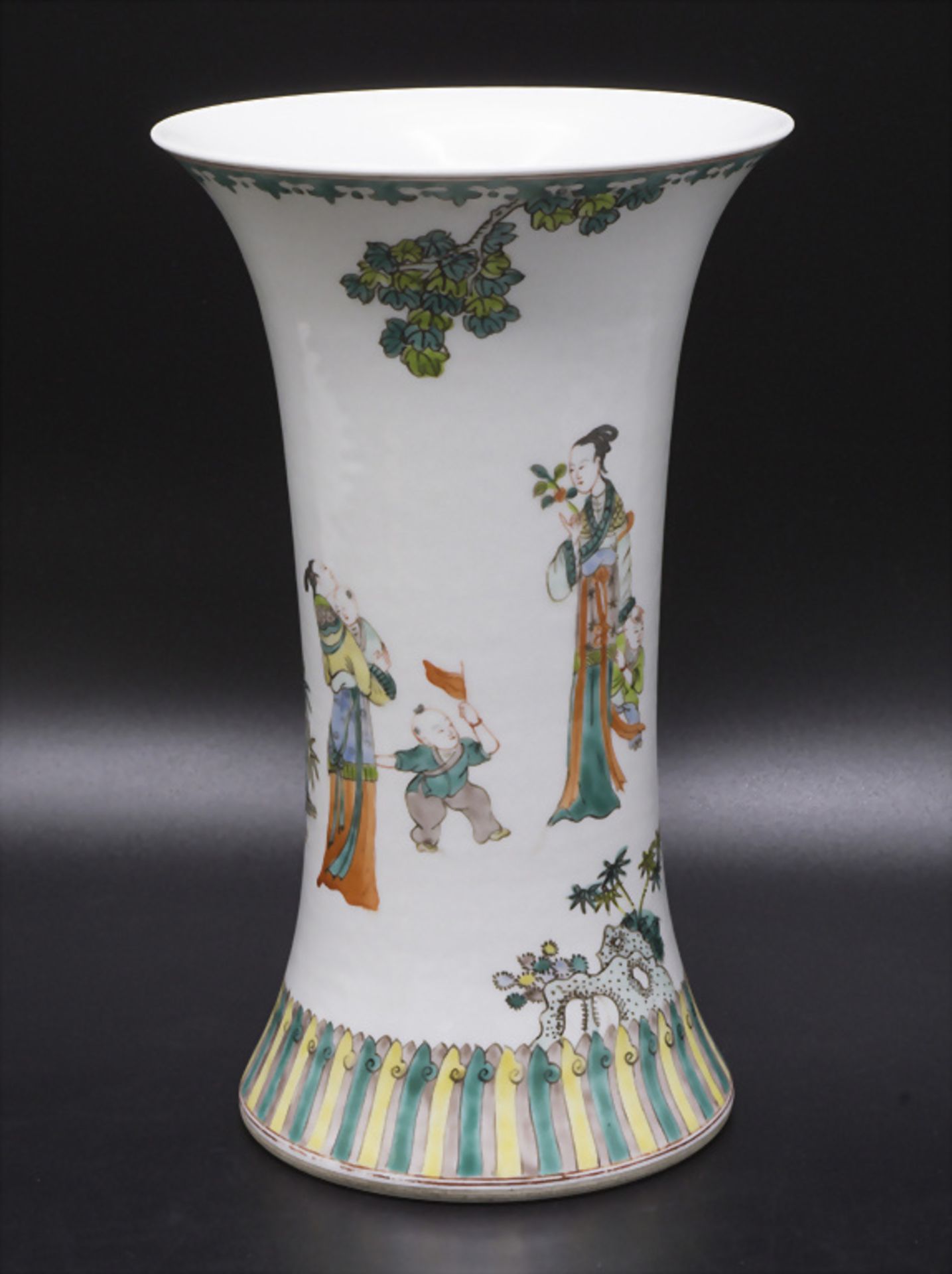 Ziervase / Decorative vase, China, Qing-Dynastie (1644-1911), gemarkt K'ang-hsi Periode (1662-1722)