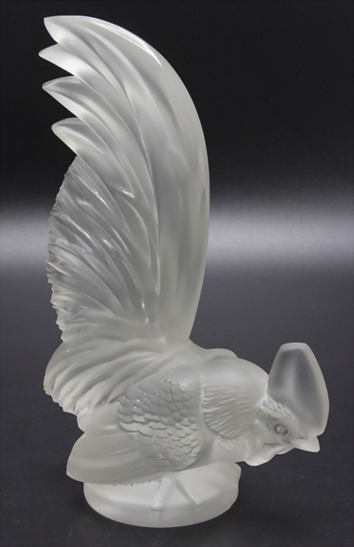 Kühlerfigur 'Hahn' / A frosted glass car mascot / hood ornament 'Rooster', René Lalique, ...