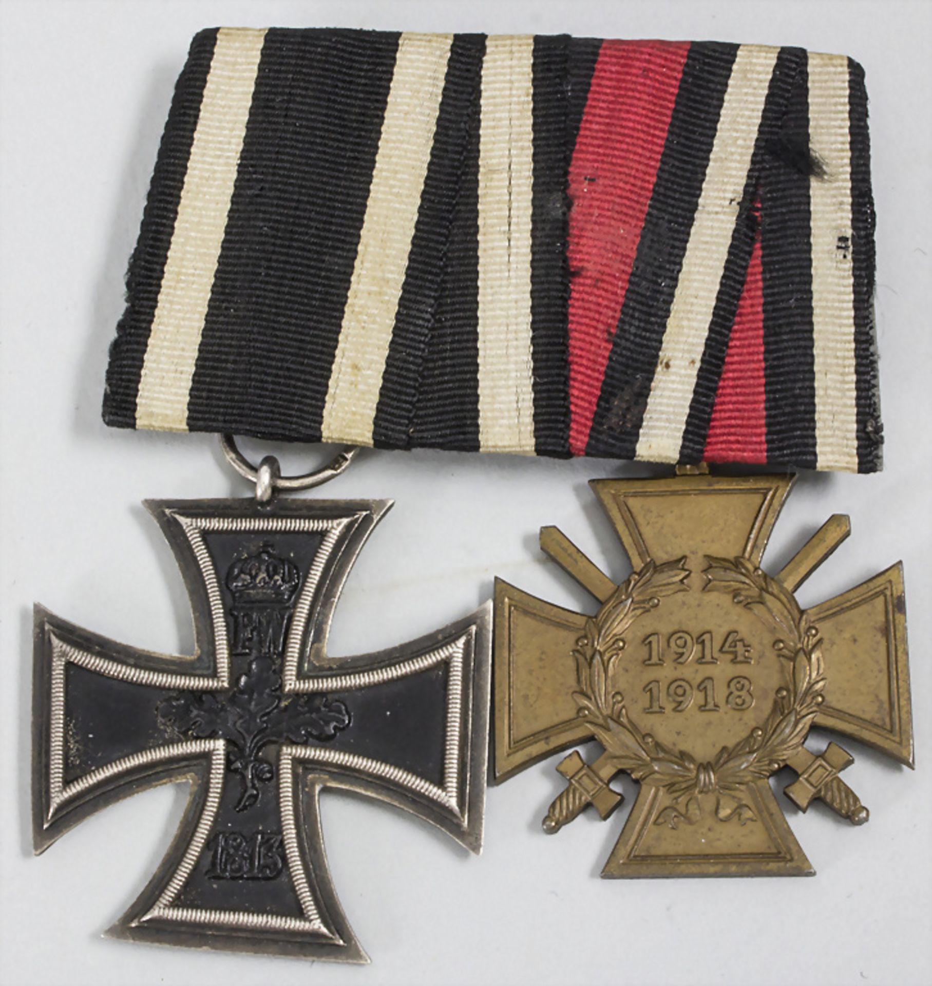 Ordensspange mit Orden und Ehrenzeichen / A medal clasp with orders and decorations, ...