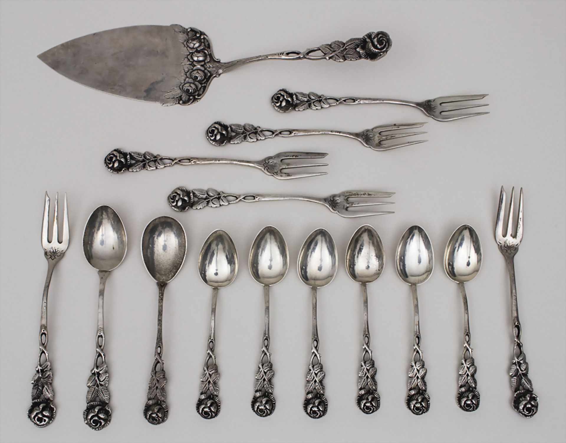 Konvolut 15 Besteckteile 'Hildesheimer Rose' / A set of 15 pieces silver cutlery 'Hildesheim ...