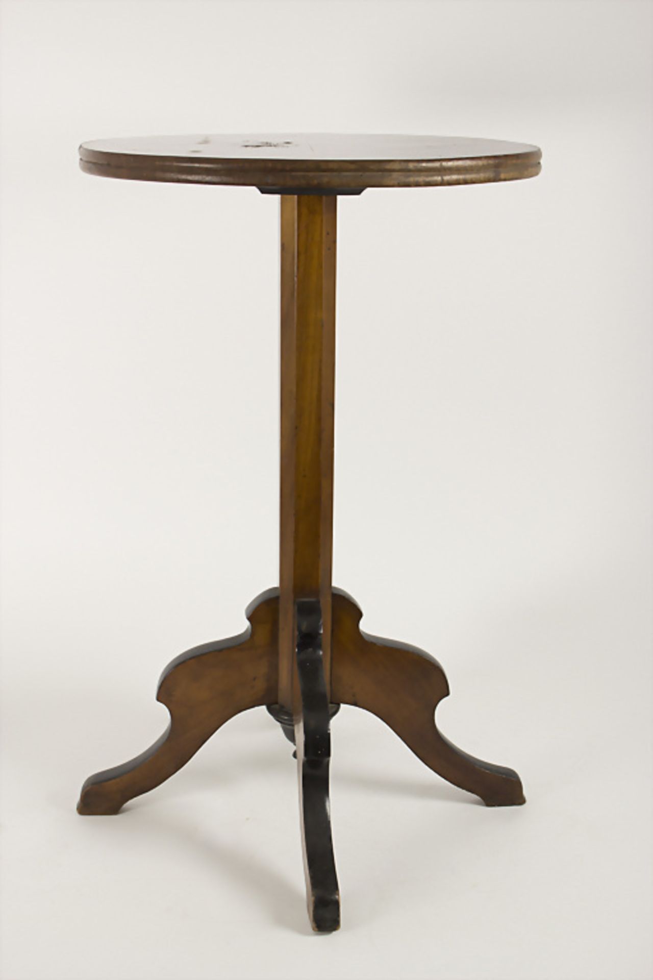 Beistelltischchen / A small sidetable, wohl deutsch, um 1900