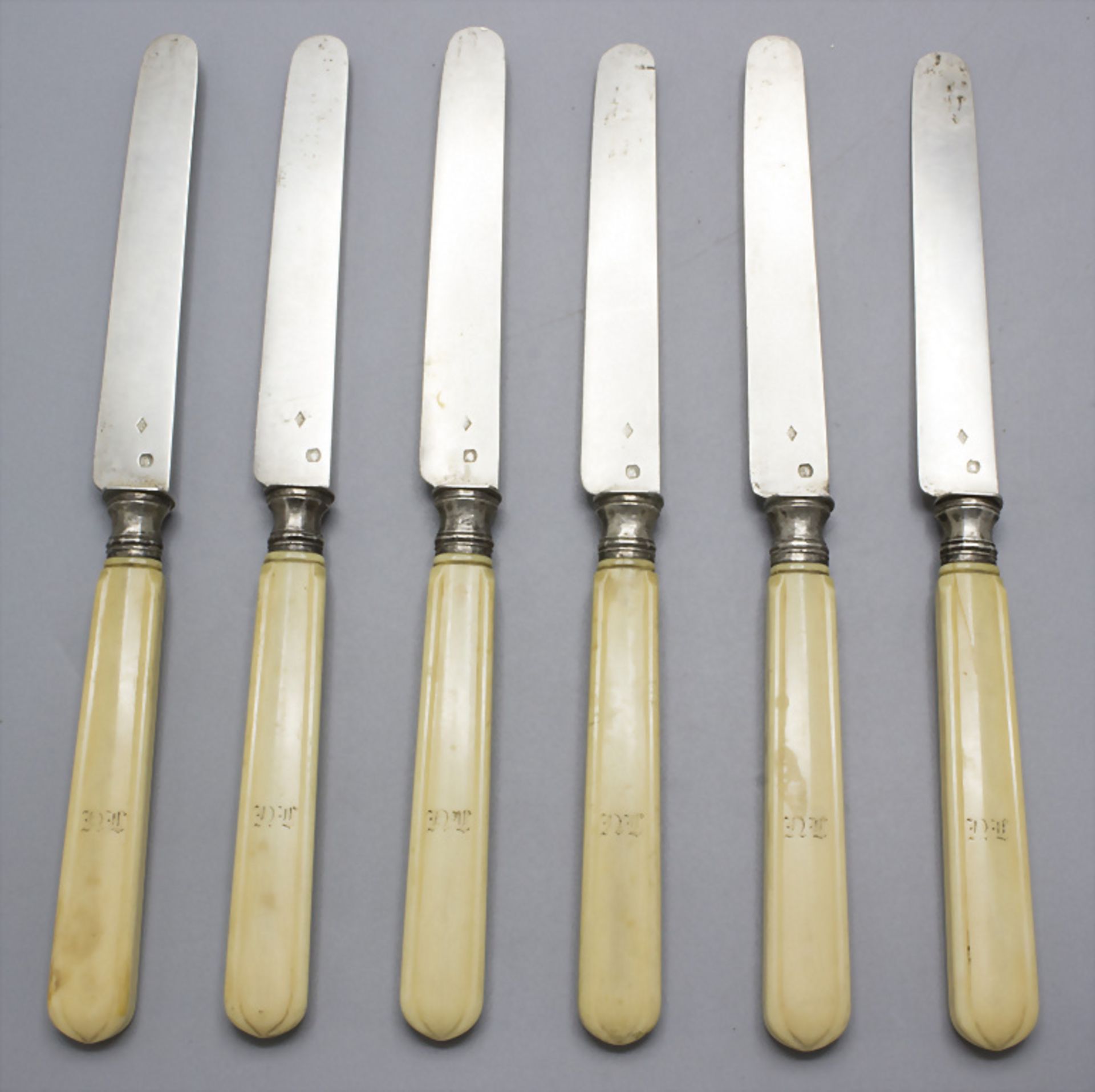6 Obst-/Dessertmesser / 6 silver fruit/dessert knives, Louis Bricogne, Paris, Ende 19. Jh.