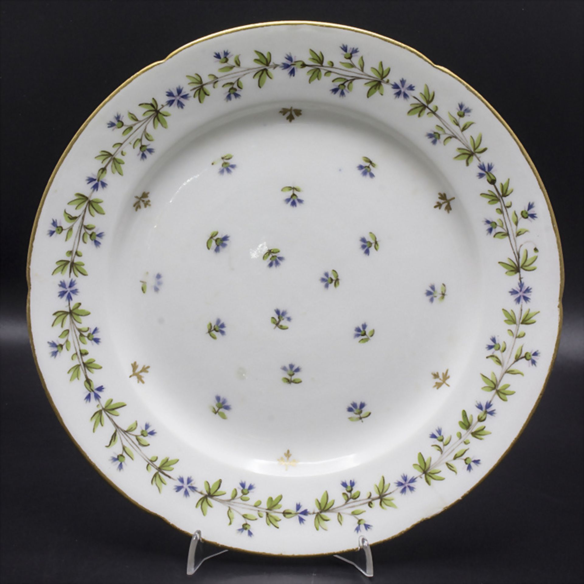 Teller mit Blumenmalerei / A plate with flowers, wohl Paris, 18./19. Jh.
