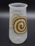 Vase mit Spiralfäden / A glass vase with spiral threads, wohl Venini, Murano, Italien, 2. ...