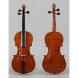 Violine Anfang 20. Jh., innen auf Klebezettel in Französisch bezeichnet ... Lot Turin, geteilter,