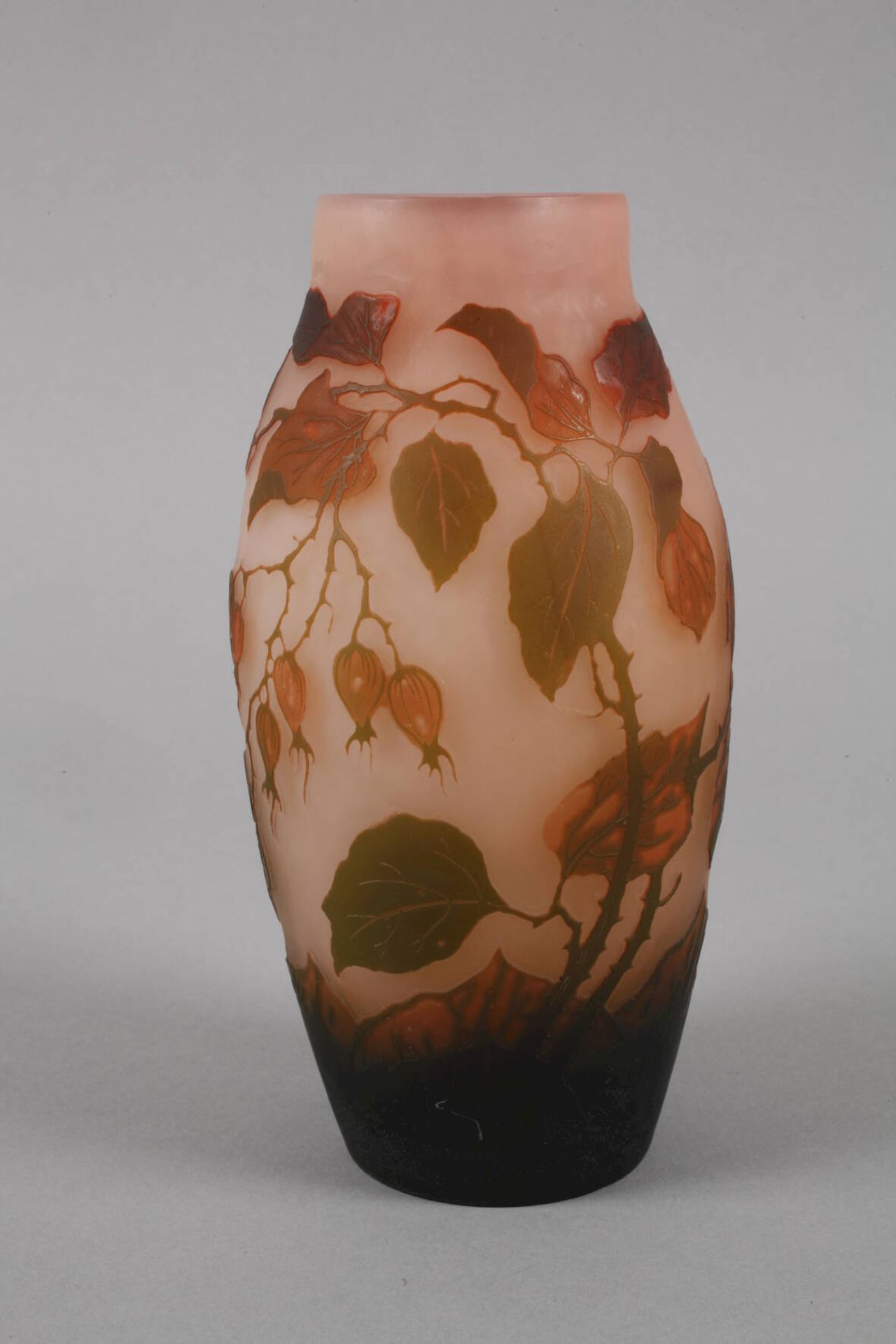 Arsall Vase Hagebuttendekor Lausitzer Glas nach französischer Manier 1921-29, gemarkt Arsall, - Bild 3 aus 5