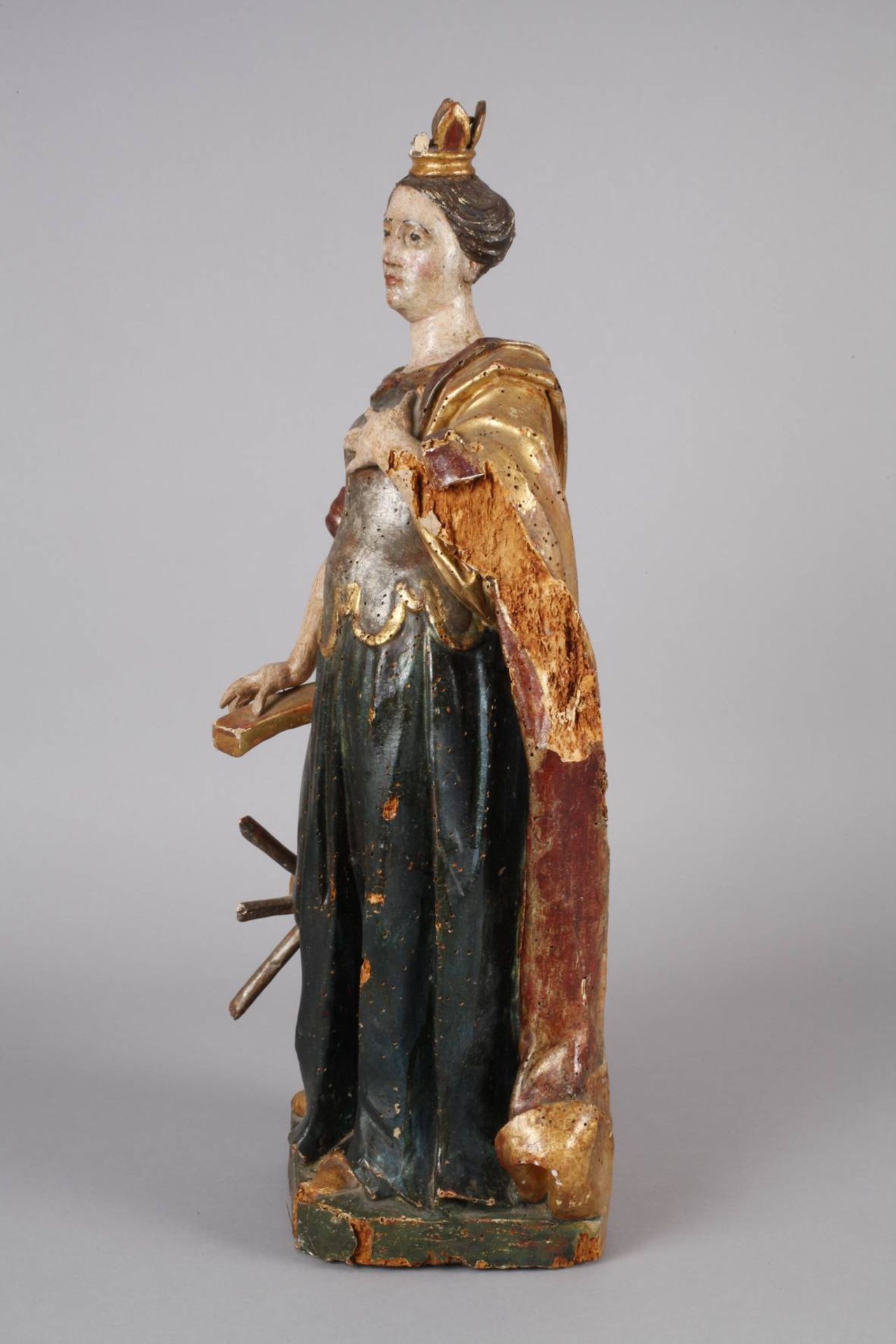 Geschnitzte Heiligenfigur Barock 18. Jh., Holz geschnitzt, kreidegrundiert, mehrfarbig gefasst und - Bild 3 aus 8