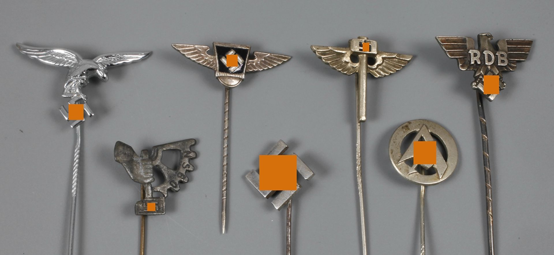 Konvolut NS-Nadelabzeichen 7 Stück, darunter SA (Hersteller 63), Luftwaffe, RDB (M.O.S.), NSBO,
