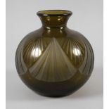 Legras große Vase Legras & Cie. Verreries de St. Denis, um 1925, flaschengrünes Glas,