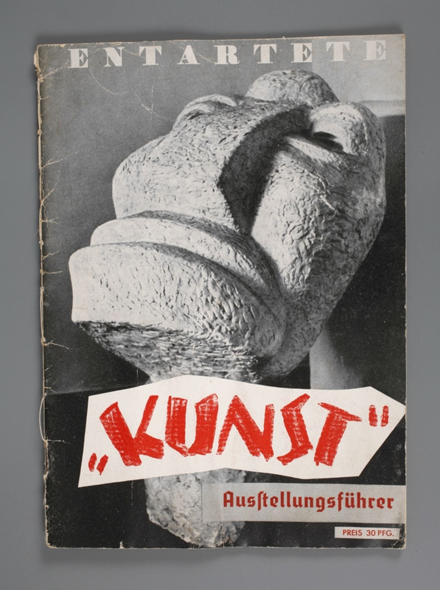Ausstellungsführer "Entartete Kunst" 1937, Format Kl. 8°, 16 Blatt, Wasserschaden.