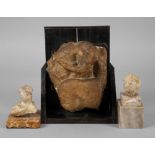 Etruskische Alabasterurnenfragmente aus Volterra um 200 v. Chr., Alabaster, von der