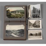 Ansichtskartenalbum um 1920, ca. 100 Ansichtskarten (und einige Fotos), meist Osteuropa, darunter
