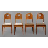 Vier Stühle Richard Riemerschmid Entwurf um 1906, Ausführung Vereinigte Werkstätten für
