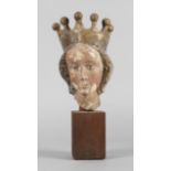 Kopf einer Heiligen wohl gotische Holzskulptur, femininer Kopf mit siebenzackiger Krone,