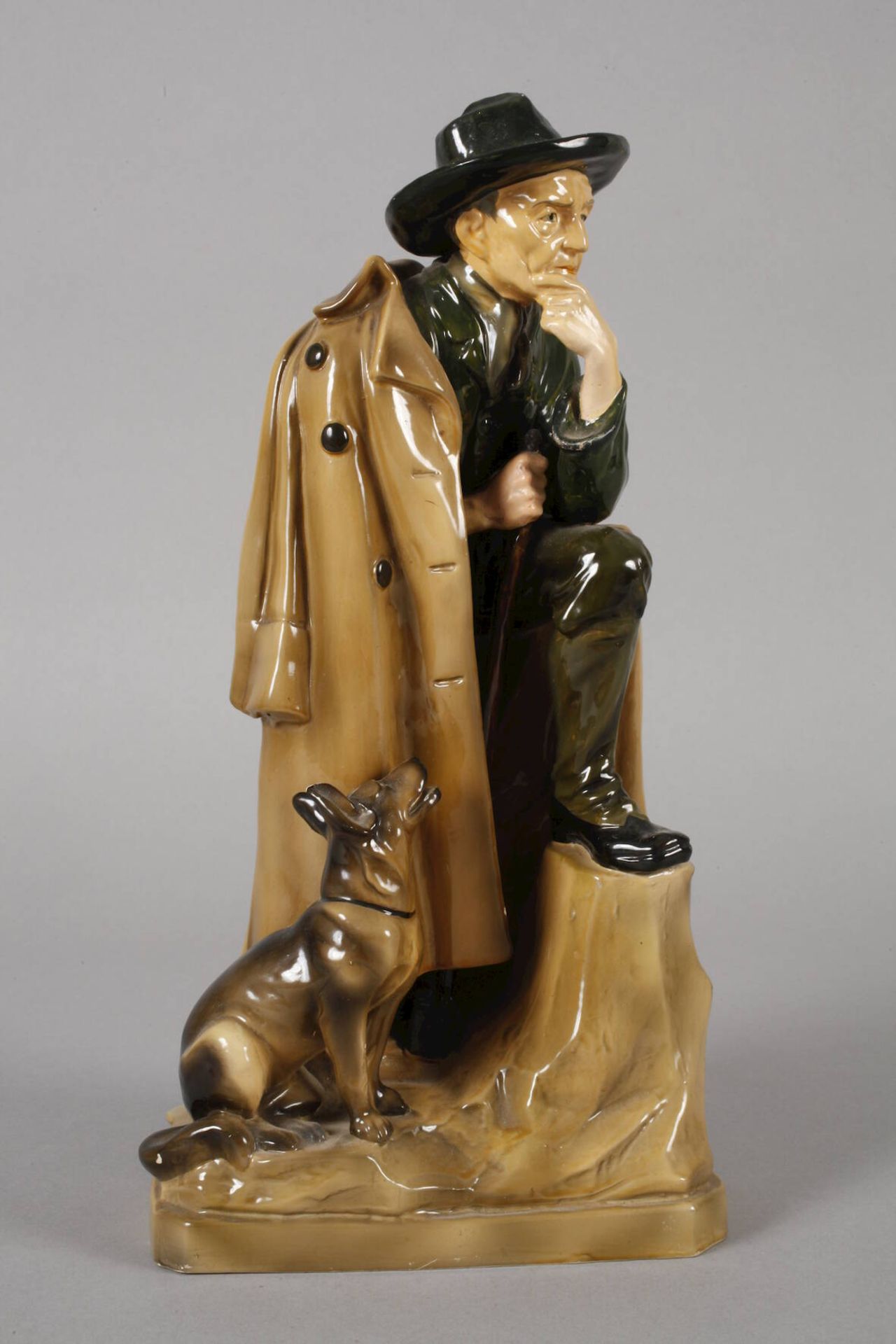 Keramikfigur Hirte mit Hund um 1930, ungemarkt, Modellnr. 4935, Verkaufsetikett Sticher Wuppertal, - Bild 2 aus 5