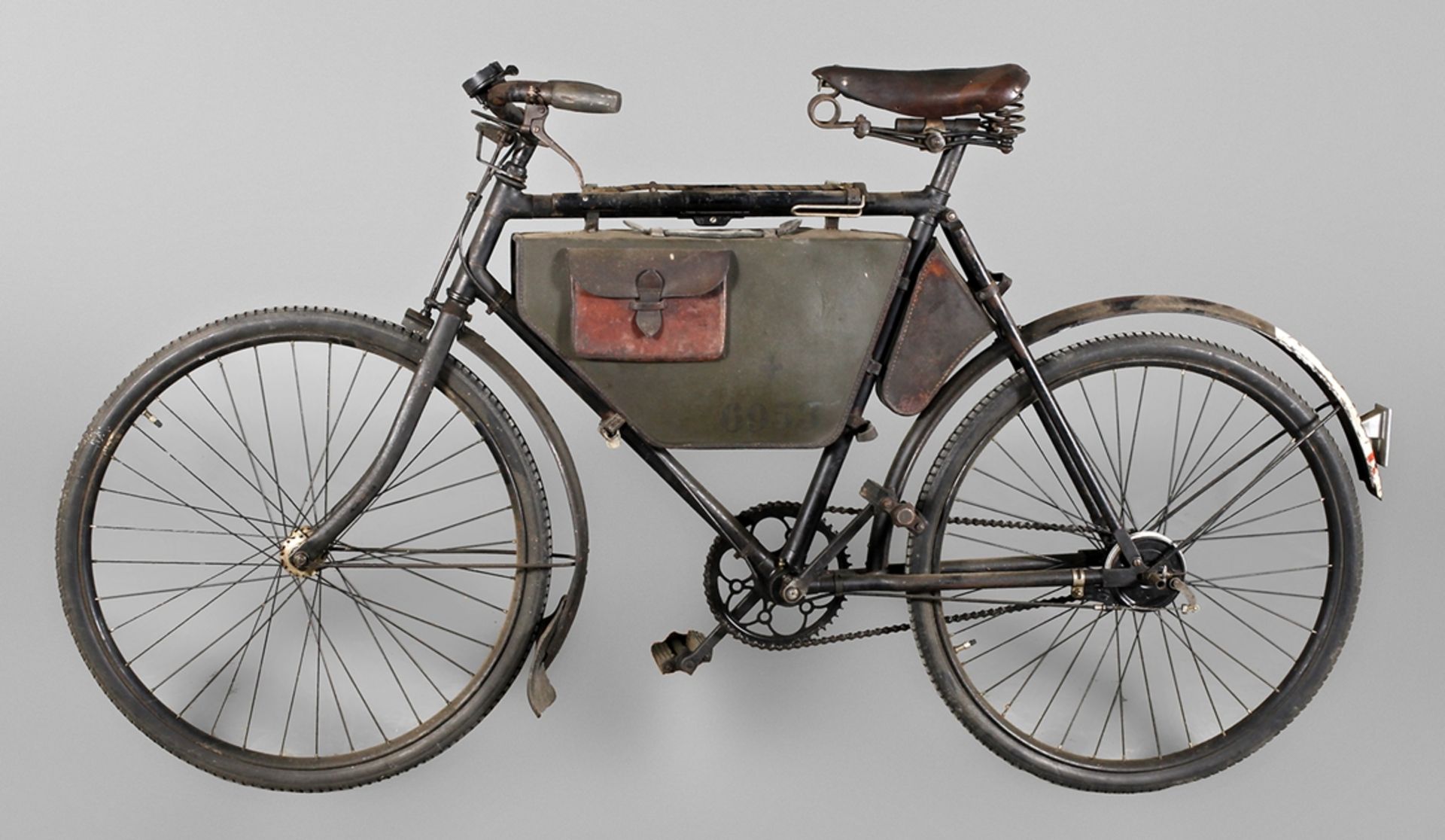 Schweizer Militärrad Marke Condor, datiert 1940, Rahmennummer 18944, original schwarz lackiert,