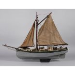 Großes Modell-Segelschiff als Fischerboot Pommersche Quatze, Anfang 20. Jh., Eigenbau, farbig