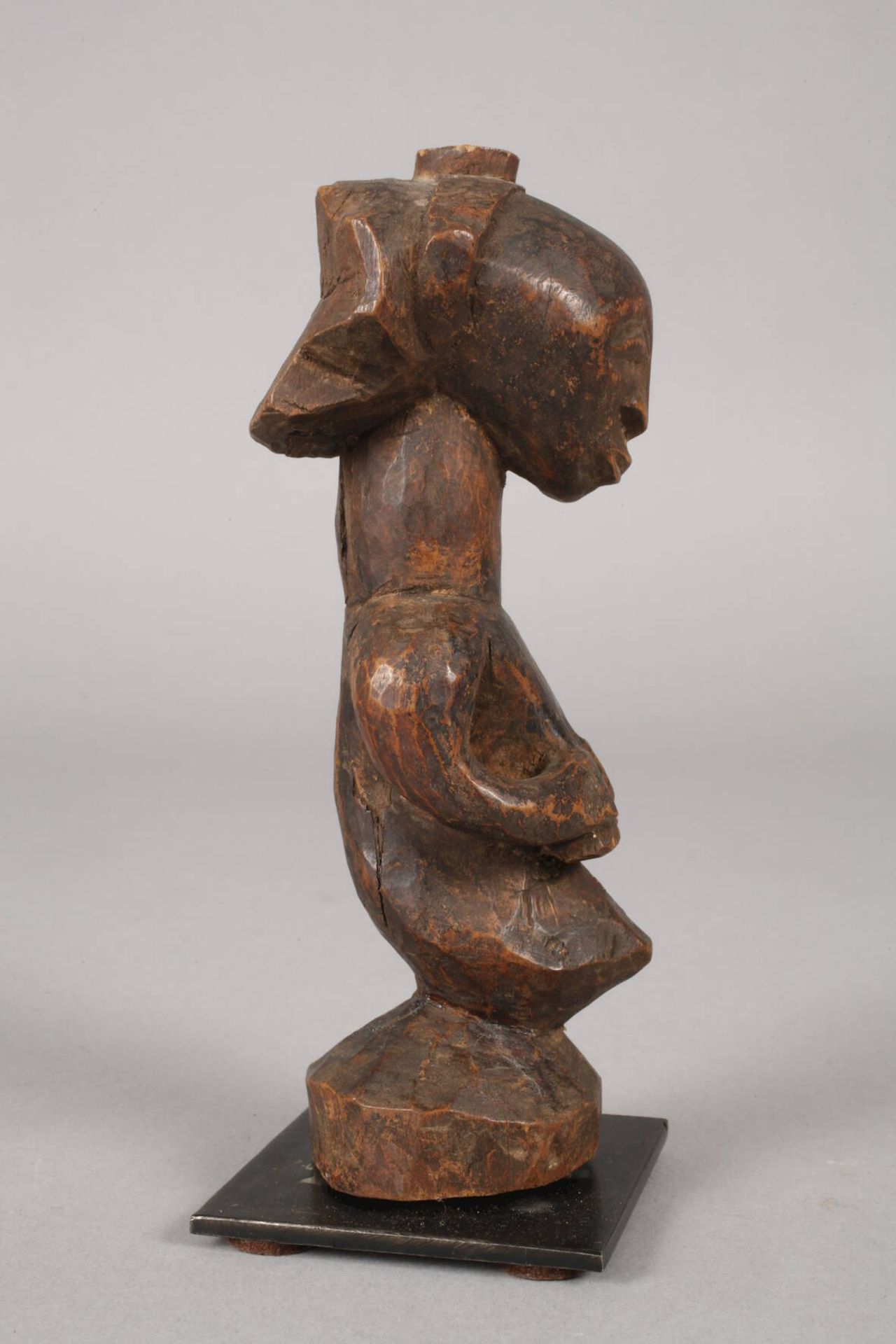 Kleine Ahnenfigur 20. Jh., südöstlicher Kongo, Stamm der Luba-Hemba, aus dem Südosten des Kongo, - Image 5 of 5