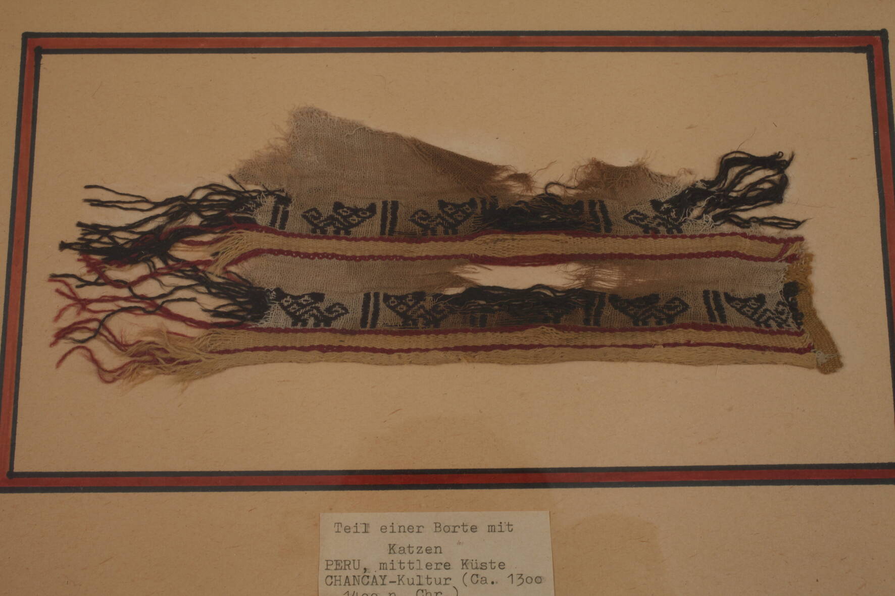 Fünf historische Textilfragmente - Image 2 of 6