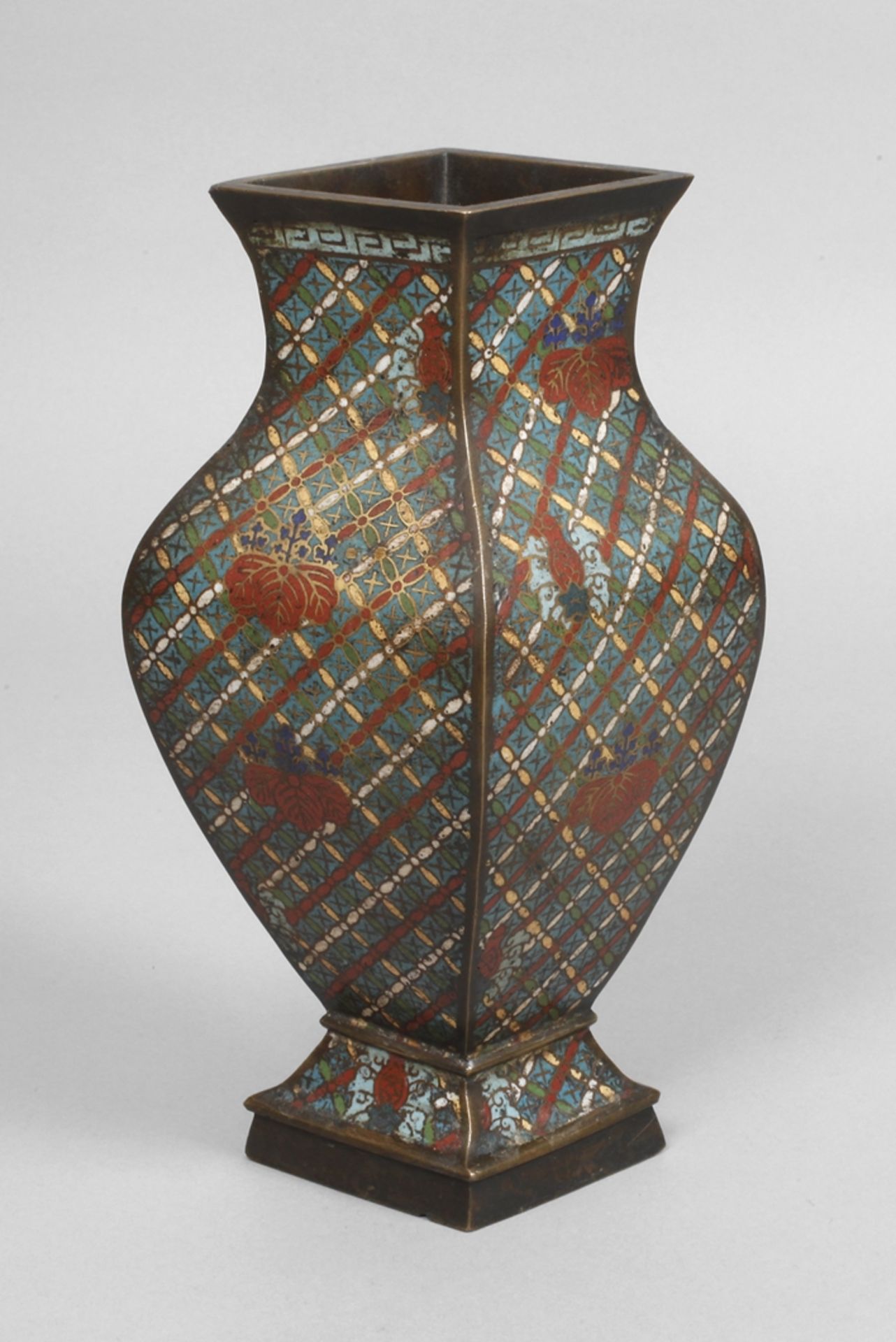 Vase Cloisonné