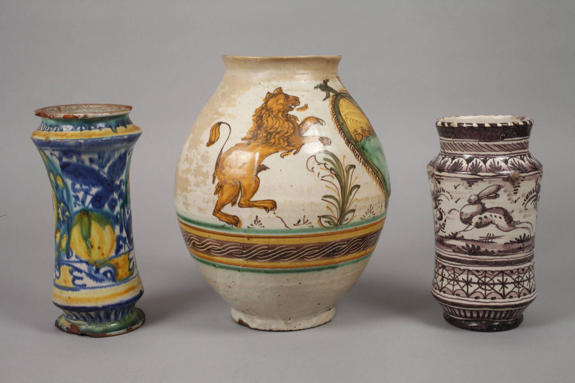 Zwei Albarellos und eine Vase - Bild 2 aus 5
