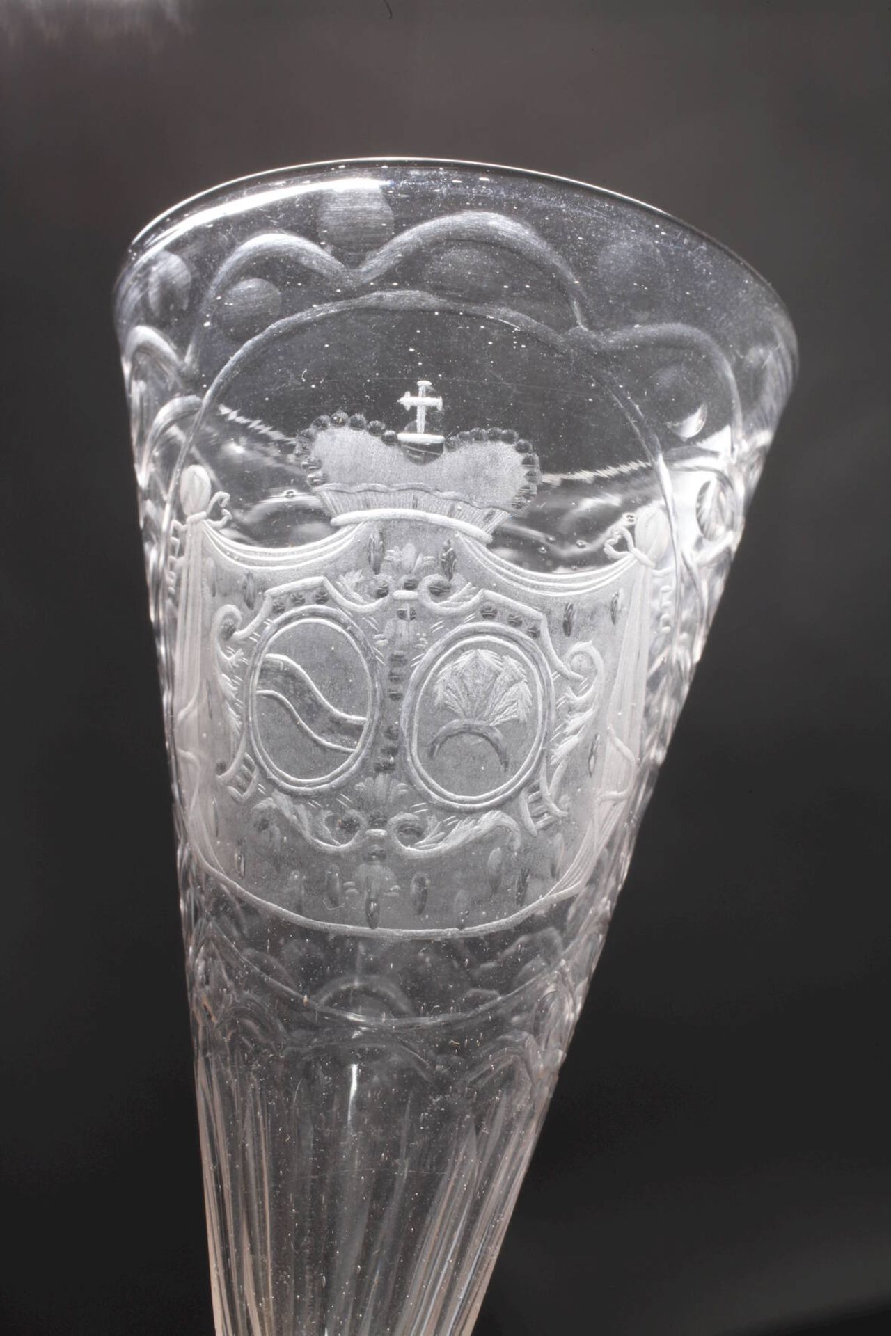 Barockes Wappenglas - Bild 2 aus 4