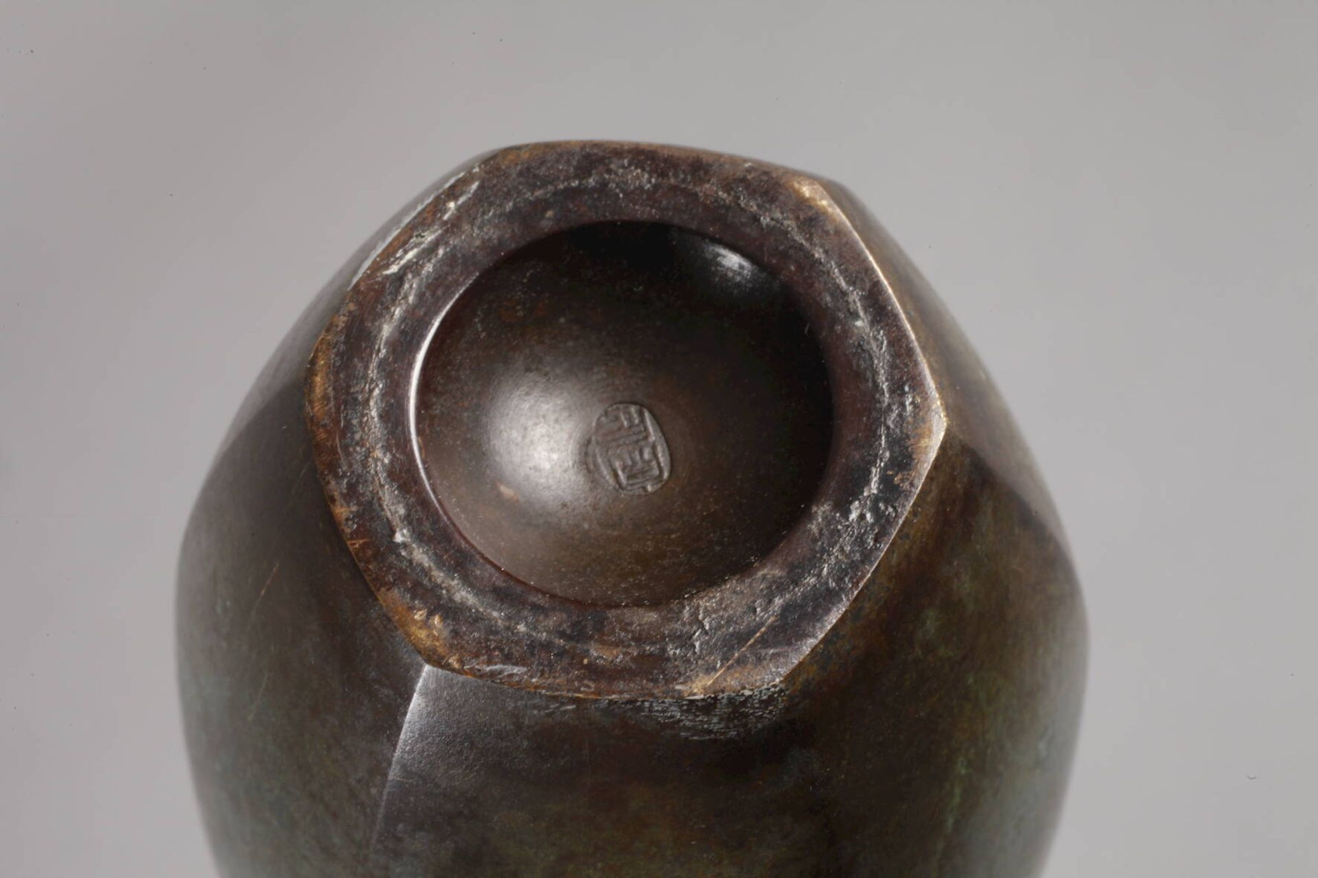 Bronze Vase - Bild 3 aus 4